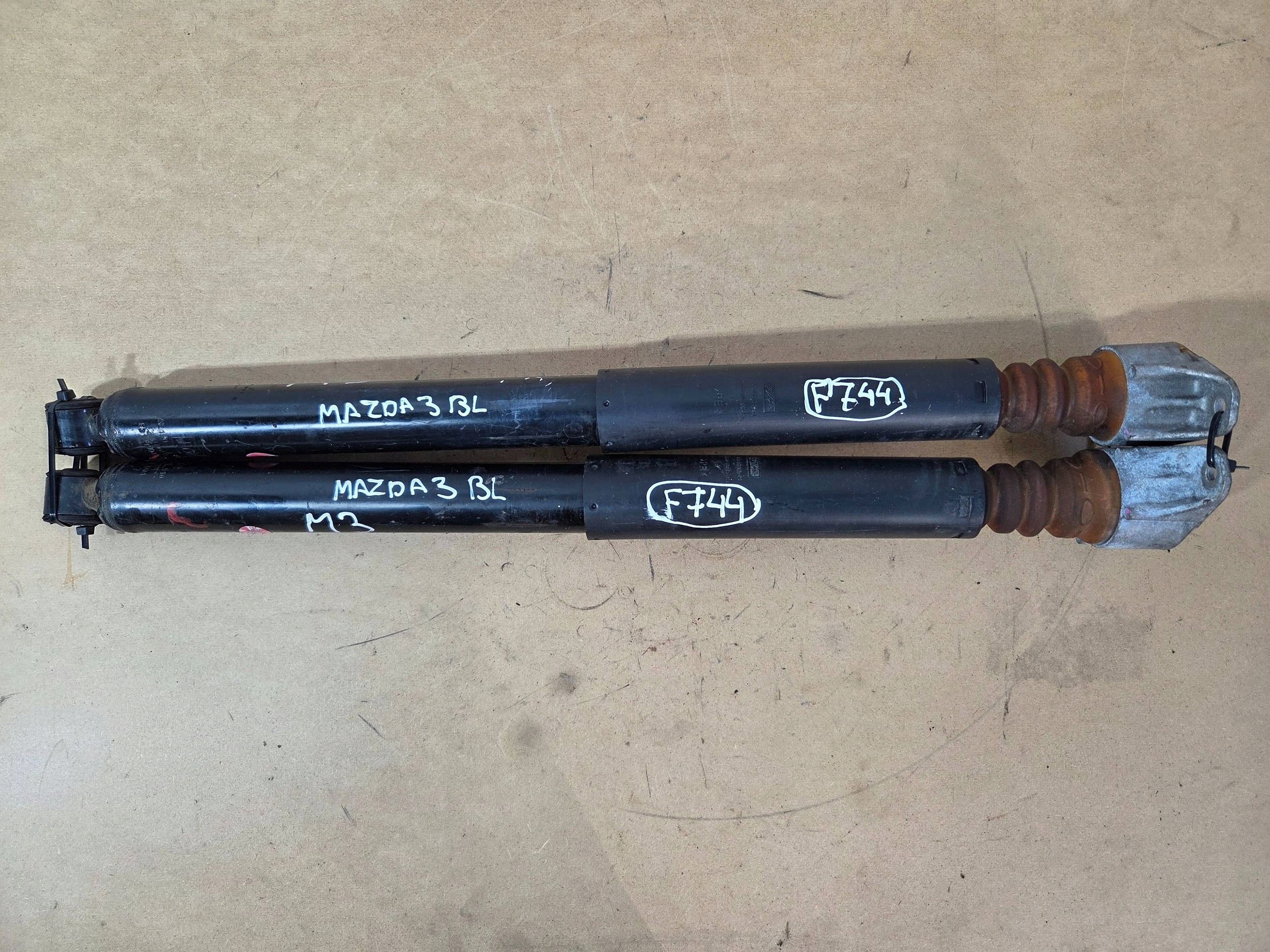 Mazda 3 BL shock absorber rear right and rear (F744)