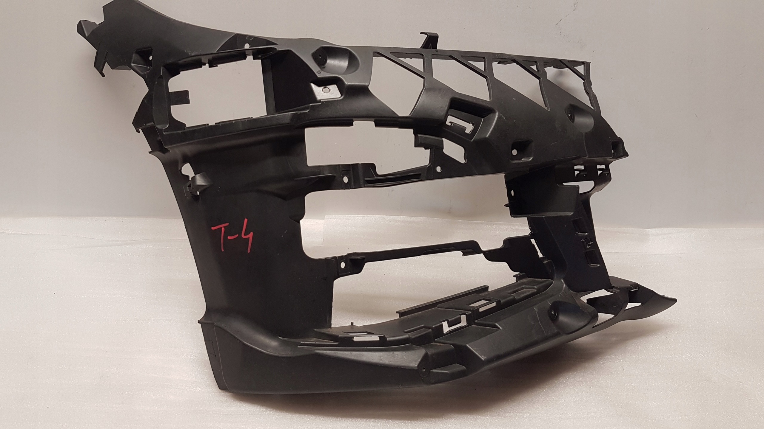 support holder of a bumper right front BMW 3 G20 G21 m-packet 8069348