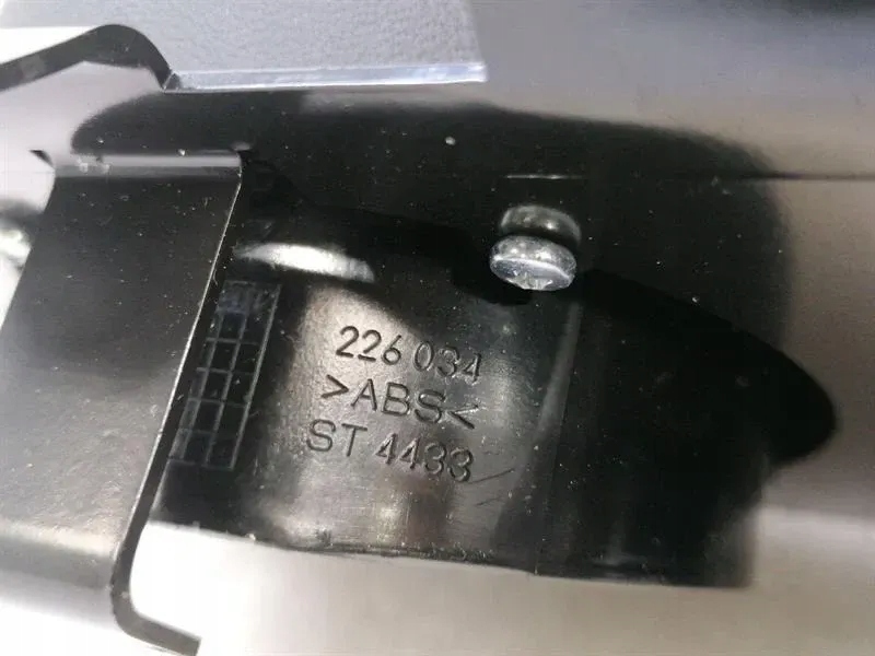 FERRARI FF F151 AIR 83677412 Решетка