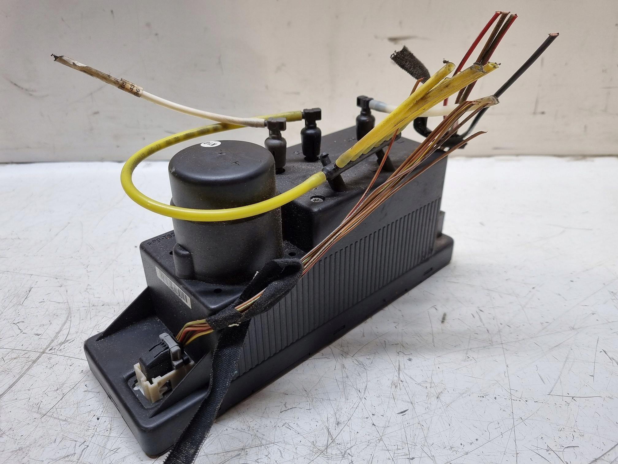 Насос центрального замка MERCED E W210 2108000148