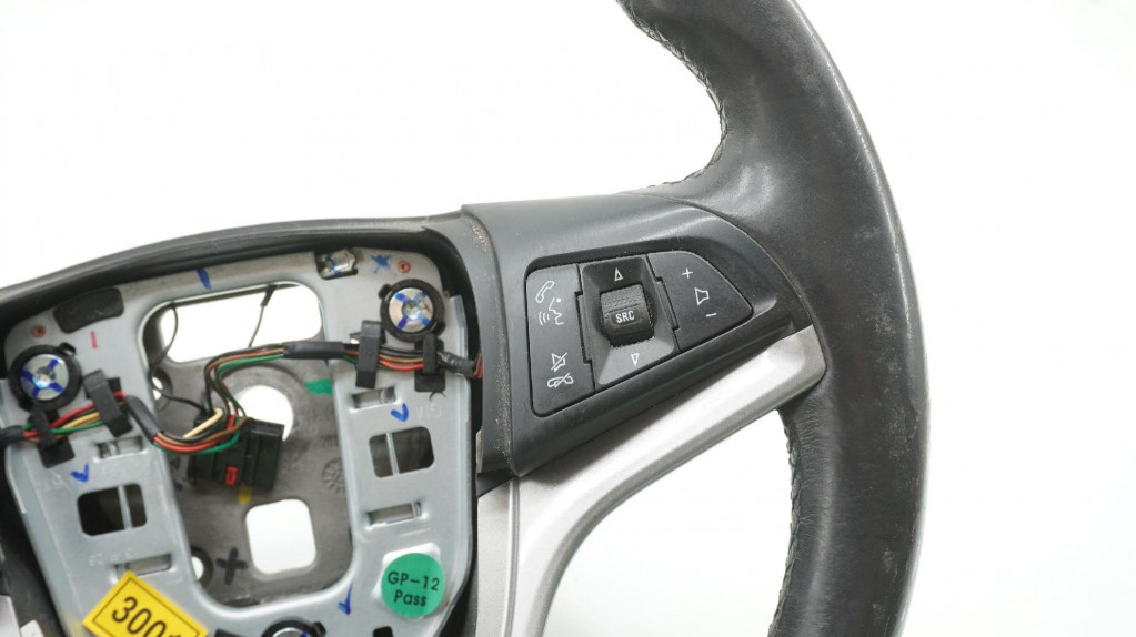 руль Chevrolet trax