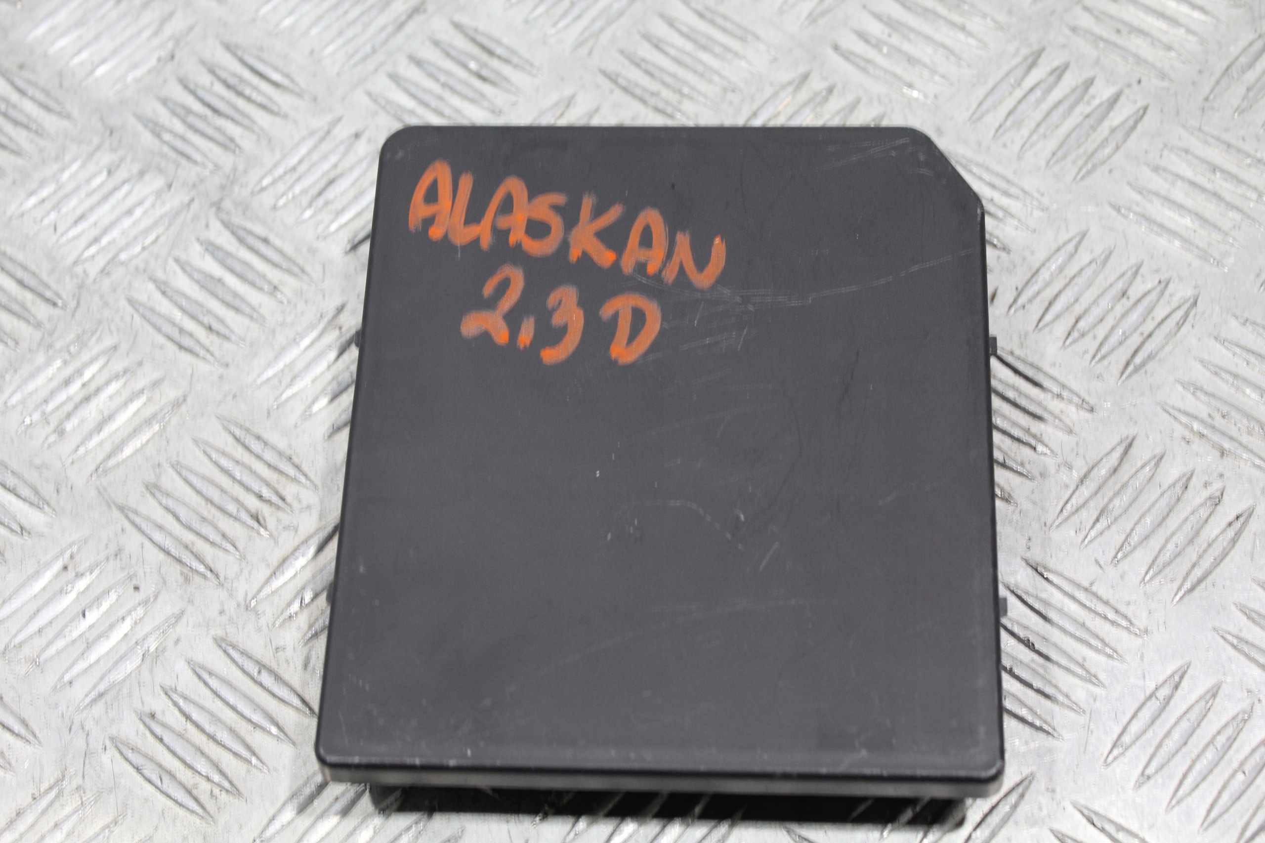 KASTEN DER SICHERUNGEN ALASKAN