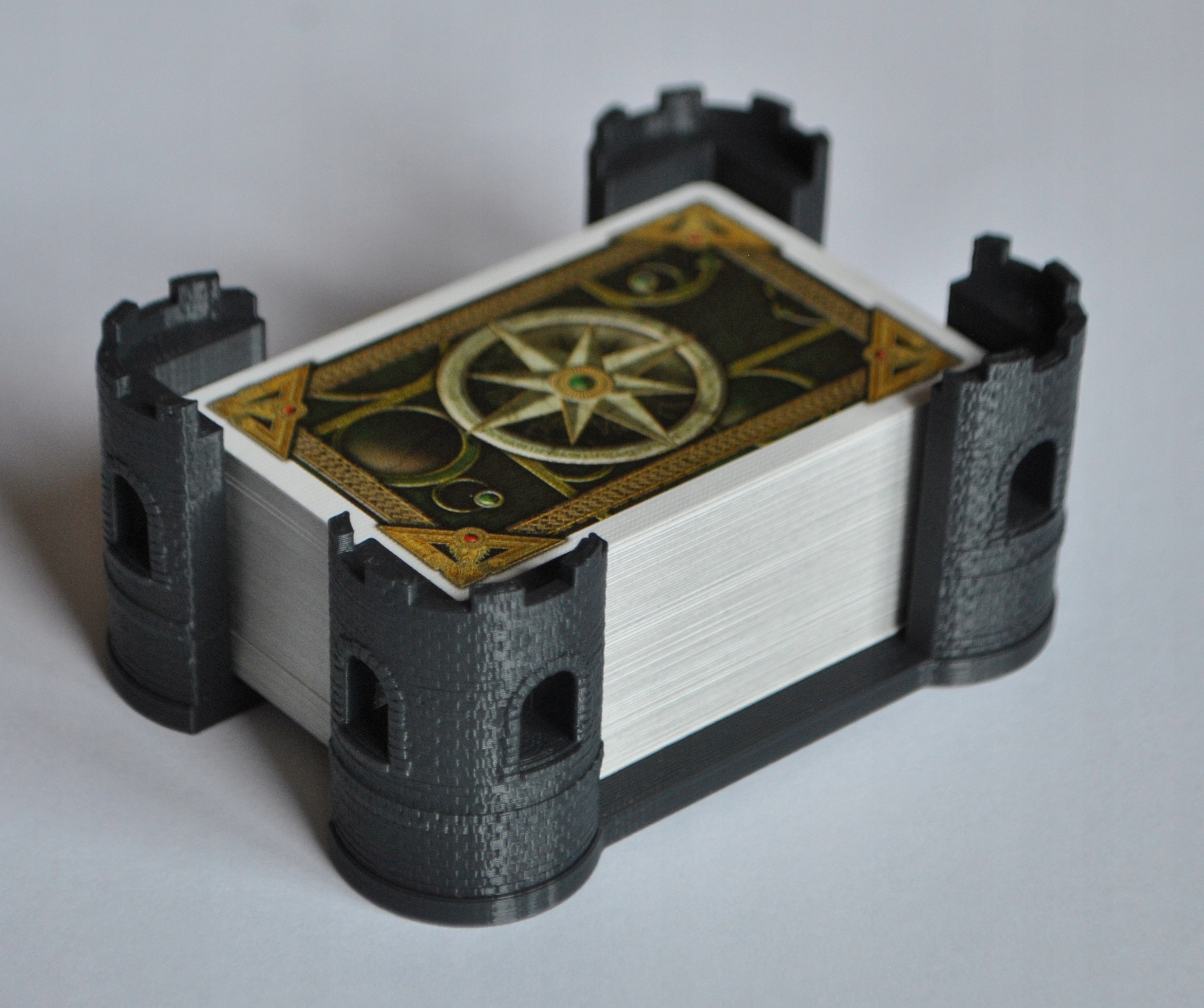 

Talisman Magia i Miecz Stojak na karty uchwyt 25mm