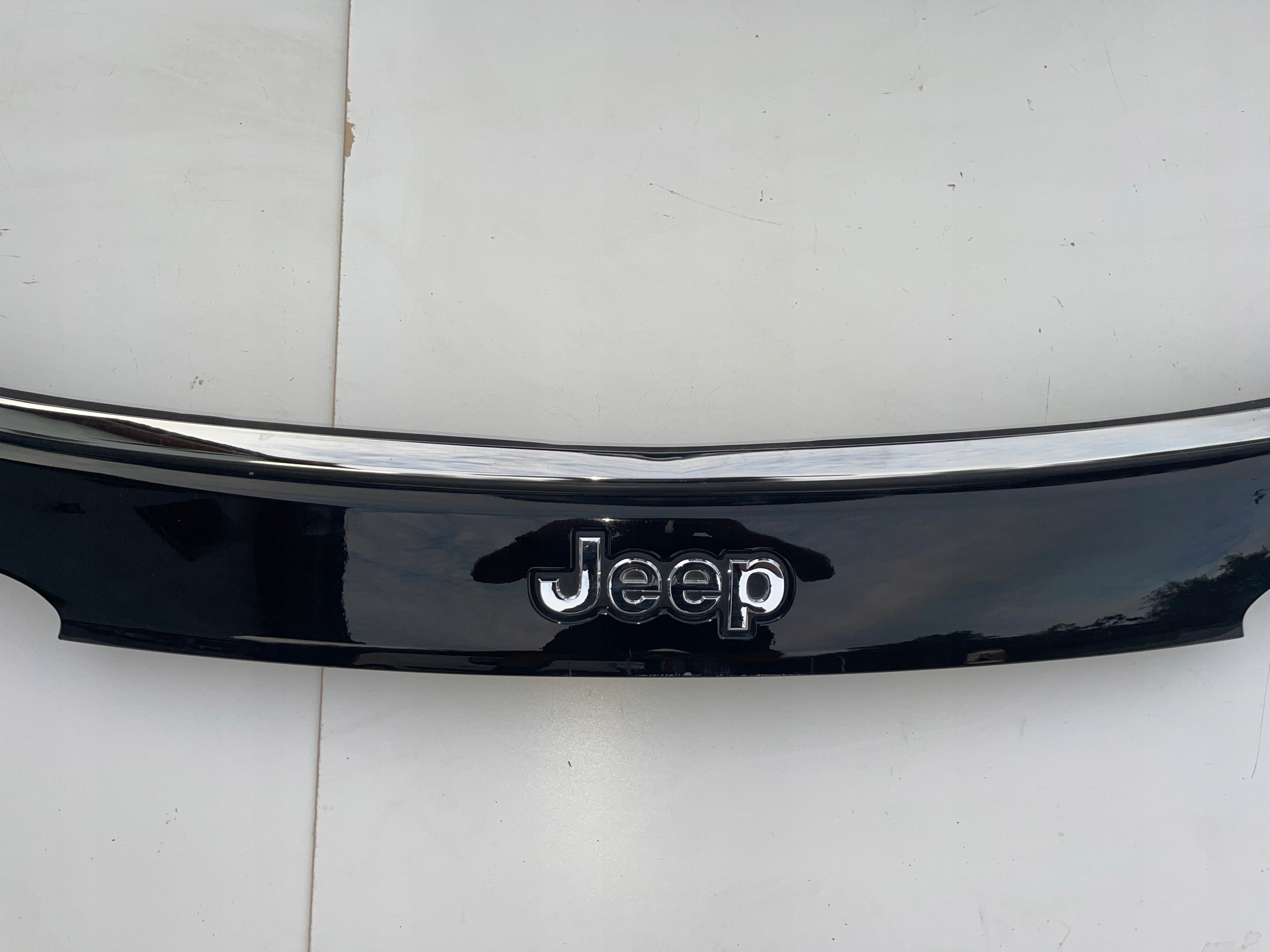 moulding cap bonnet boot rear part JEEP COMPASS 17