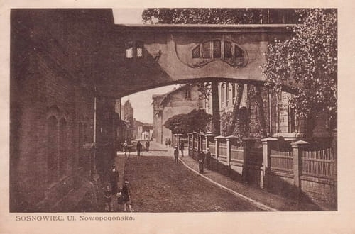 

Sosnowiec ul. Nowopogońska Reprodukcja 15405