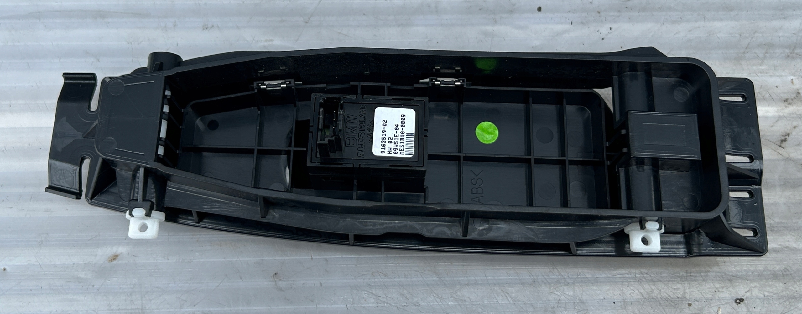 switch windows right front BMW 7 F01 9163519