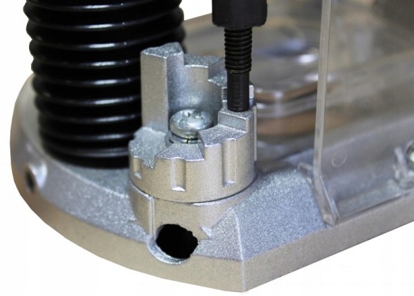 FREZARKA GÓRNOWRZECIONOWA RĘCZNA DO DREWNA OBF1200 Kod producenta OBF1200