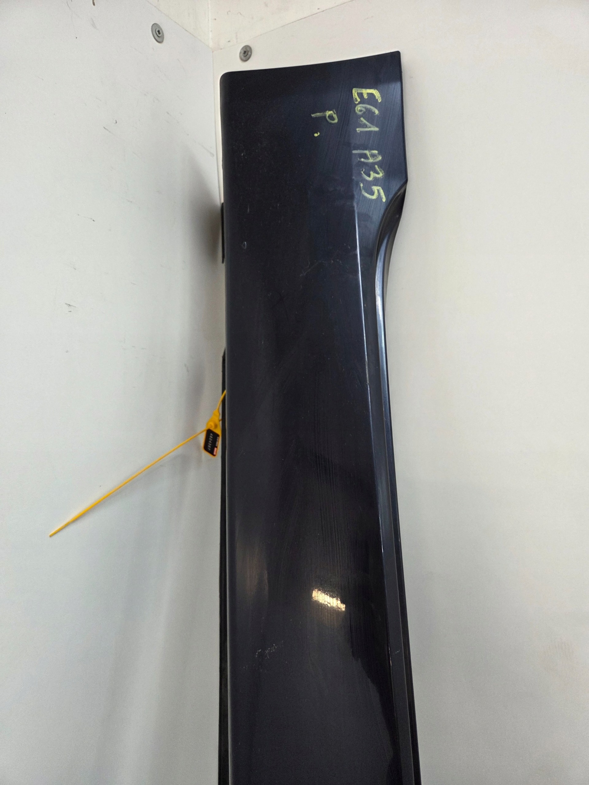 moulding threshold right BMW E60 LIFT MONACOBLAU A35/5