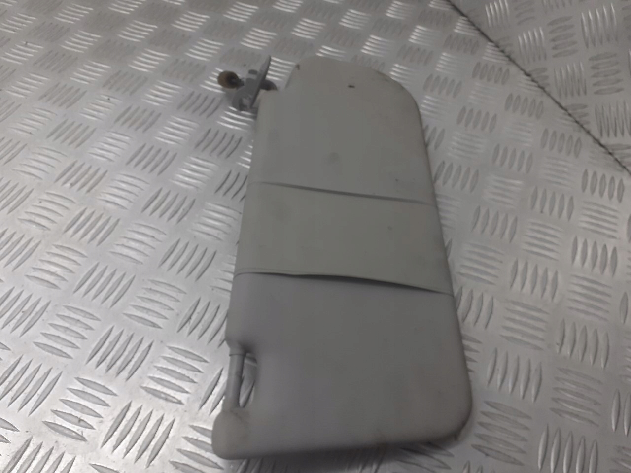 OSŁONA PRZECIWSŁONECZNA LEWA MAZDA 6 GG