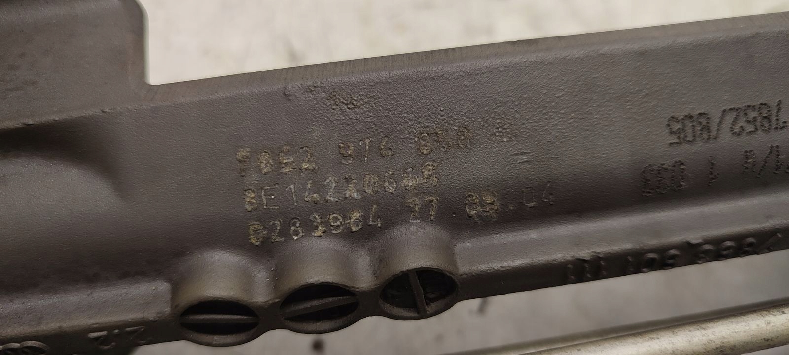 Boîte direction Audi A4 B6 2,0 FSI