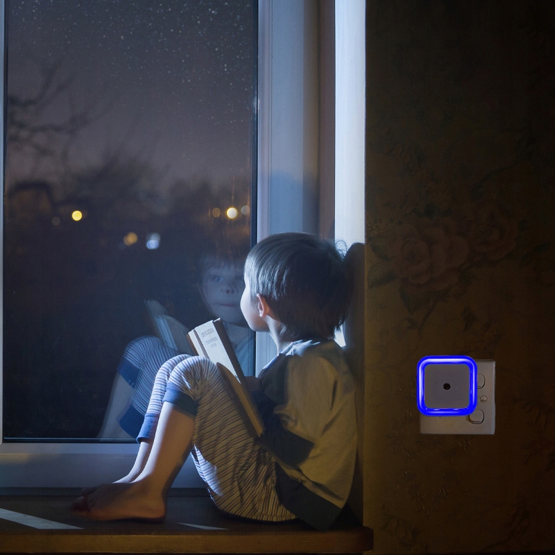 LAMPKA LED CZUJNIK ZMIERZCHU NOCNA DO KONTAKTU Płeć chłopcy dziewczynki