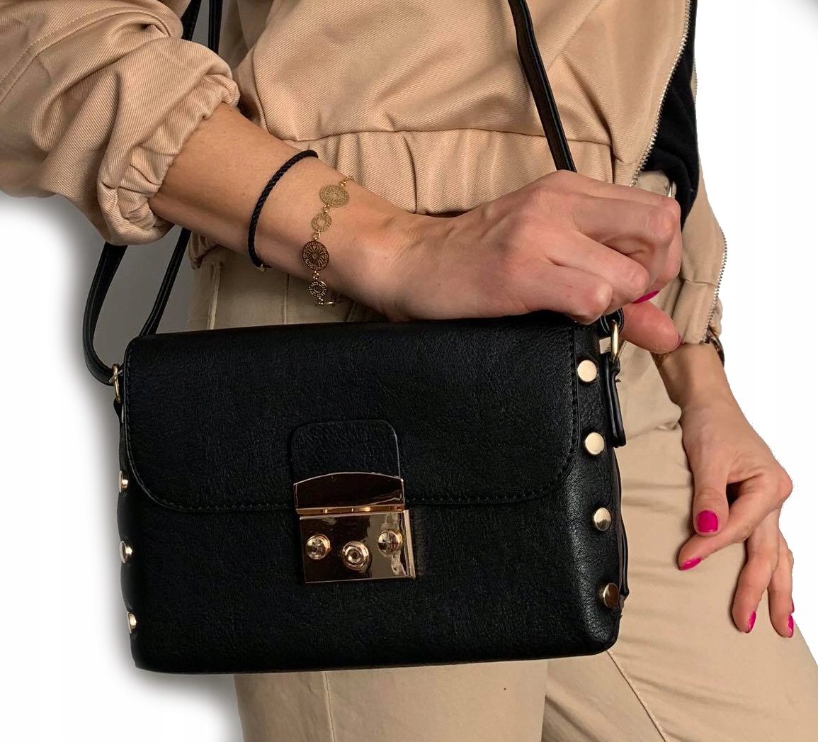 TOREBKA DAMSKA LISTONOSZKA ćwieki CZARNA Marka inna