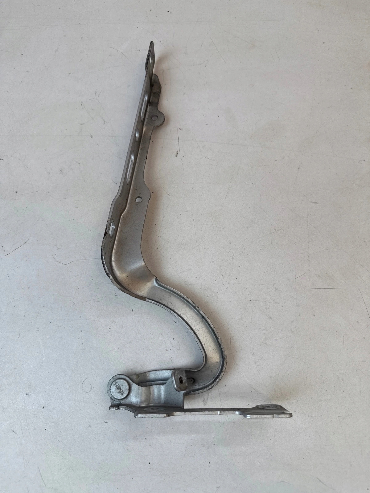 hinge bonnets front front left Peugeot 208 and