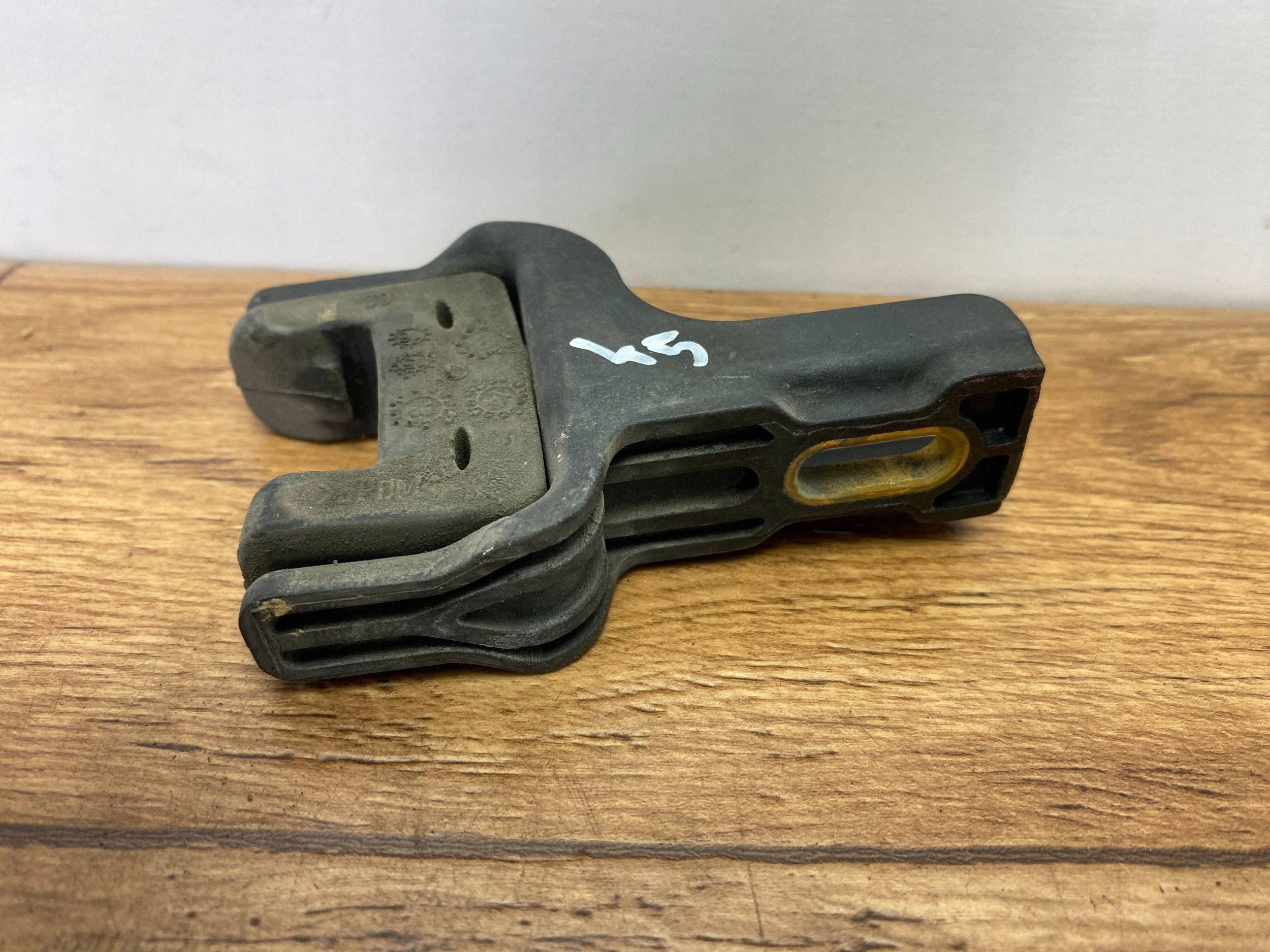holder radiator Dodge Charger 2015+