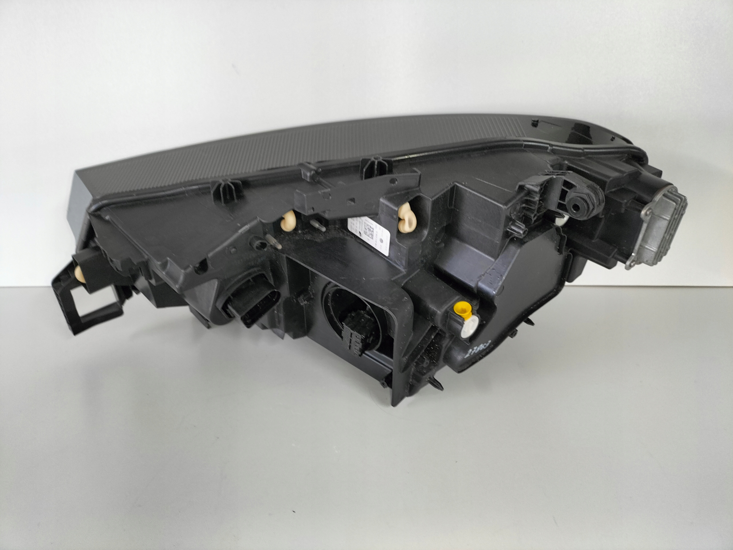 light front right VW ID4 20- IQ LIGHT