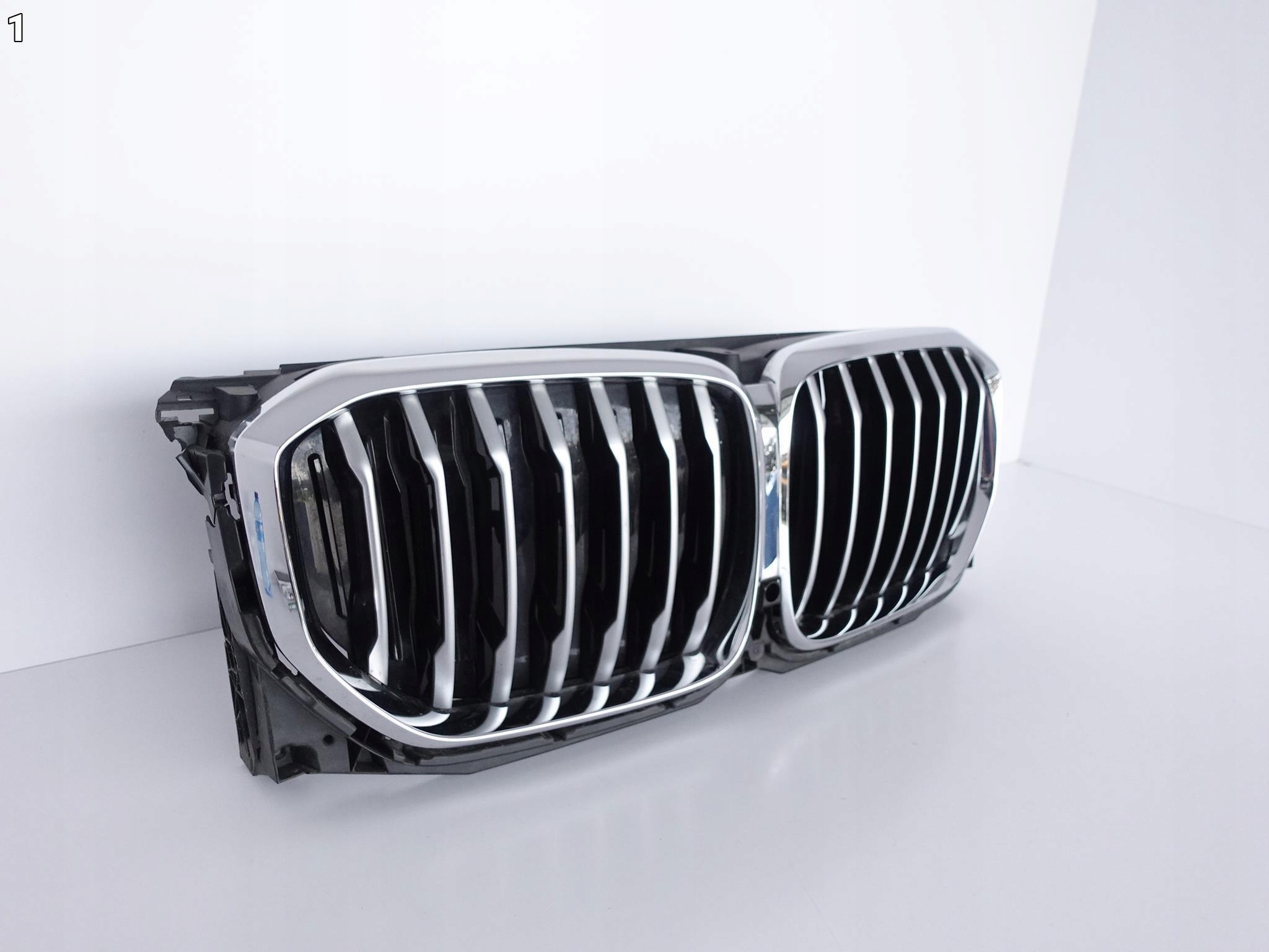 BMW X5 G05 18- grill blinds air line blinds grille front