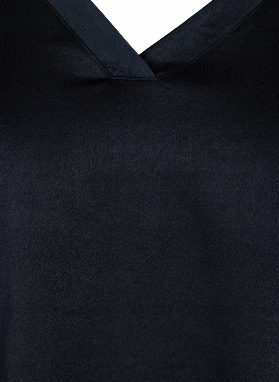 ZZ3 ZIZZI SATYNOWA BLUZKA GRANAT 46 48 Dekolt serek/dekolt V