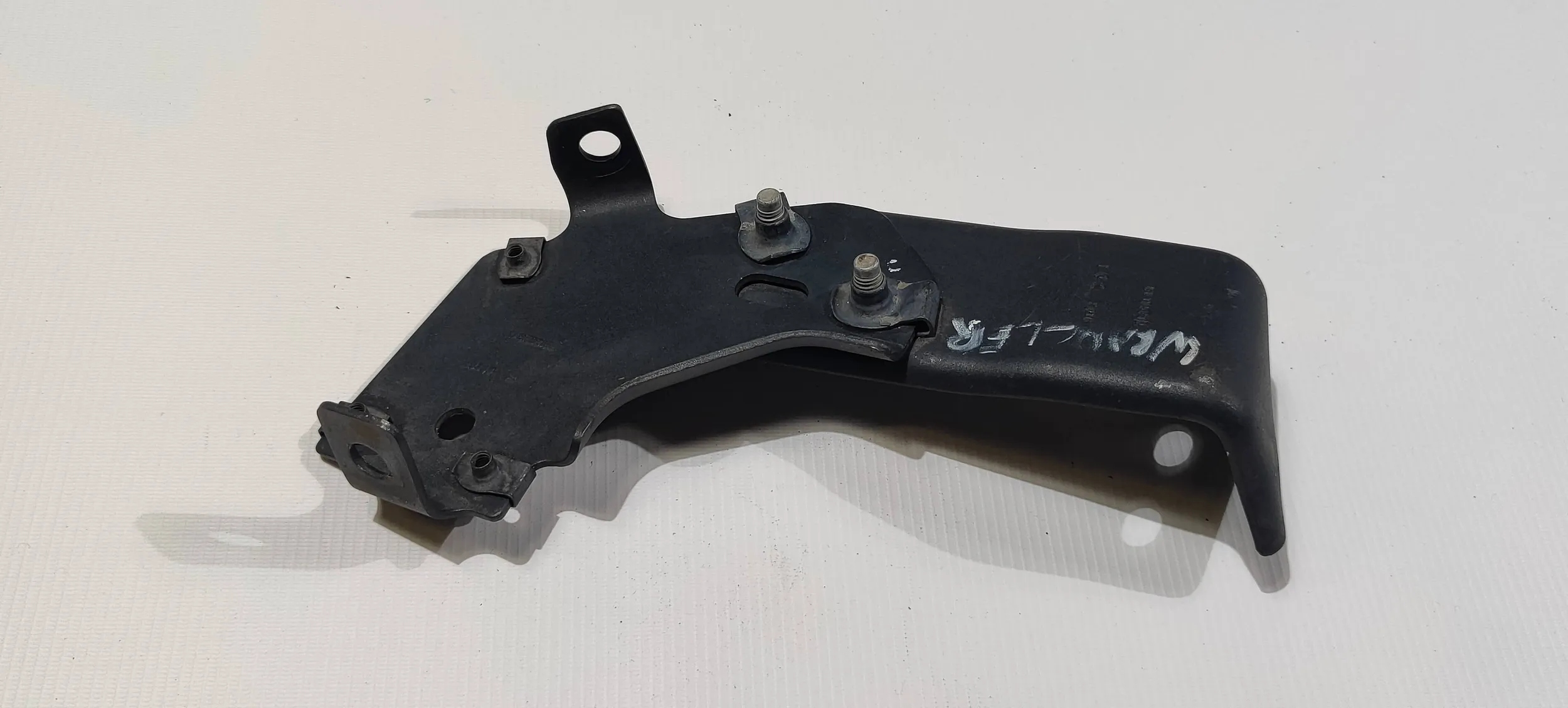 Halter Halter der Stoßstange heck hinten Jeep Wrangler 2012