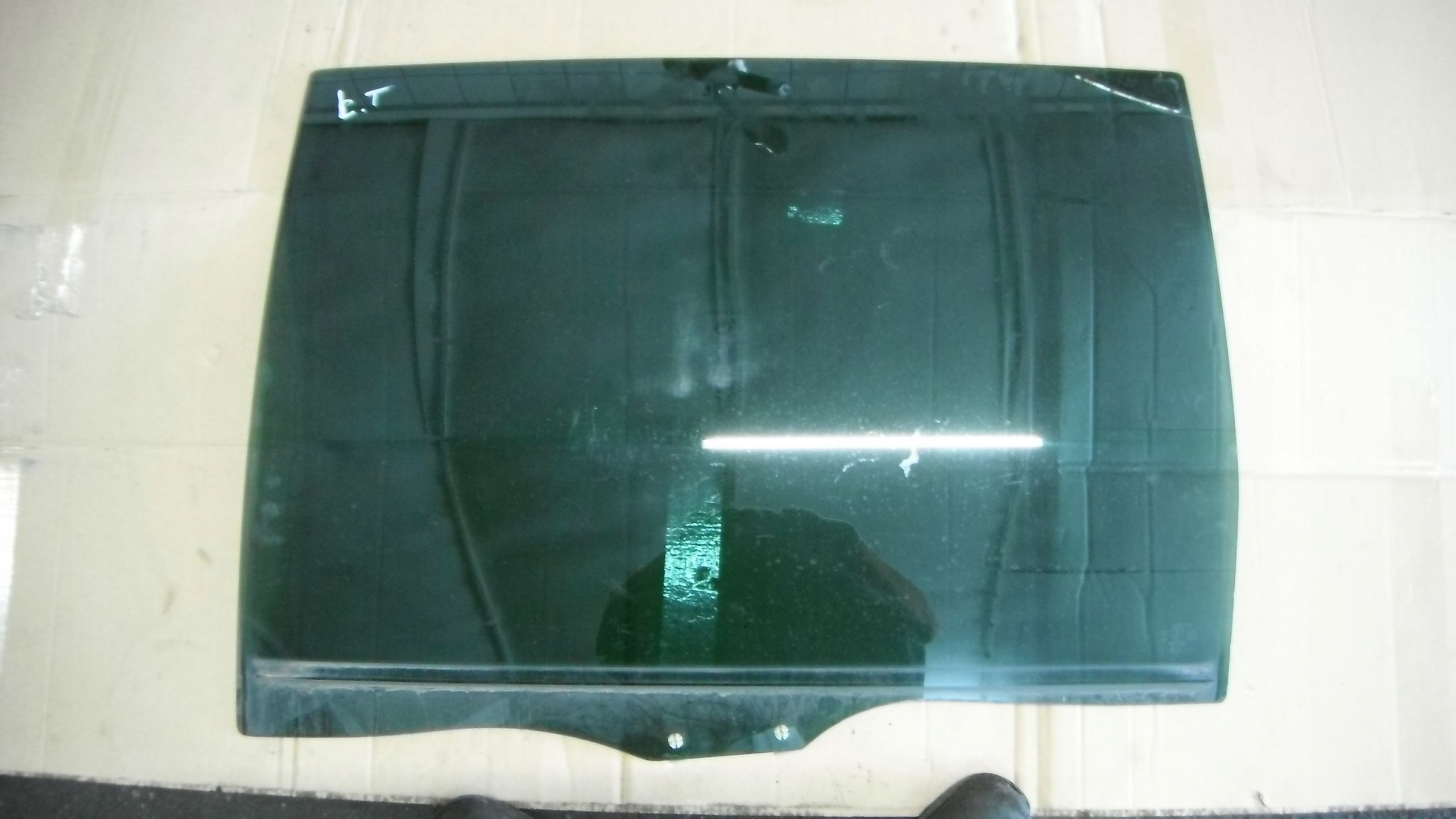 MAZDA MPV LIFT 99-06 SZYBA LEWA TYLNA