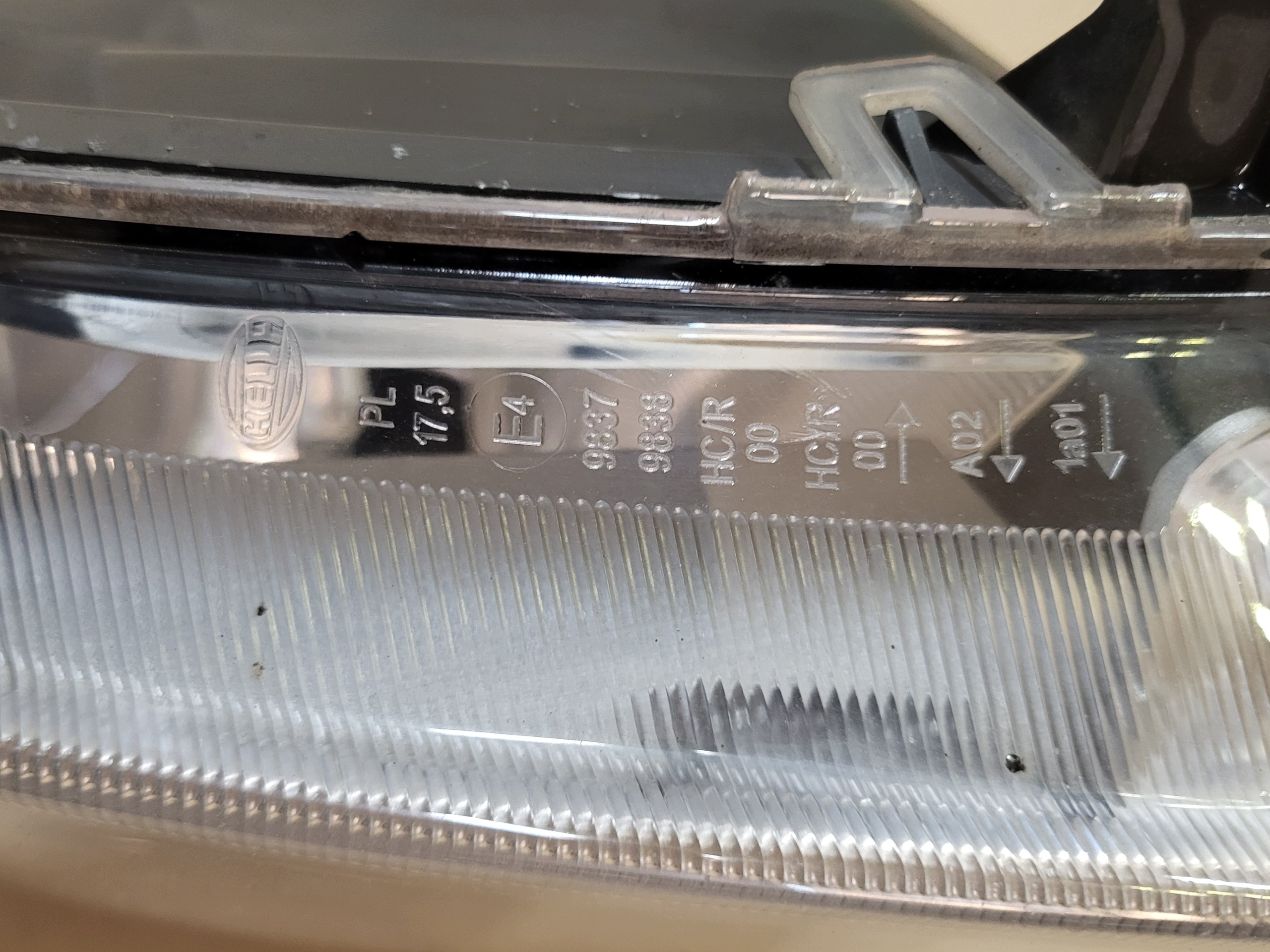 light REFLEKTOR right front FORD FUSION and 1 OE