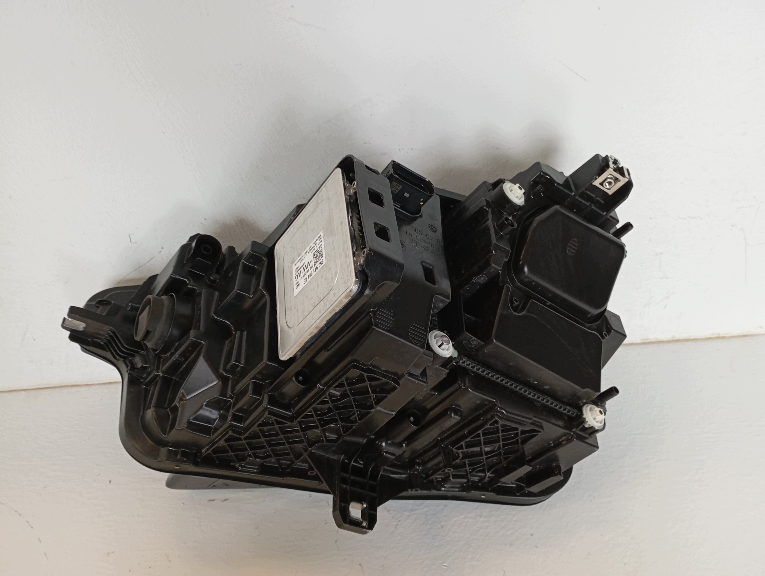 light right front front FULL LED AUDI A6 E-TRON 85E 85E941040AR