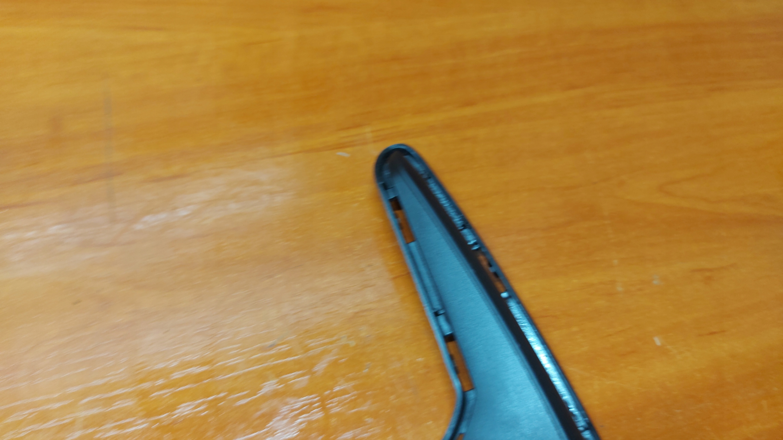 spoiler grid of a bumper left left front front TOYOTA YARIS III 17
