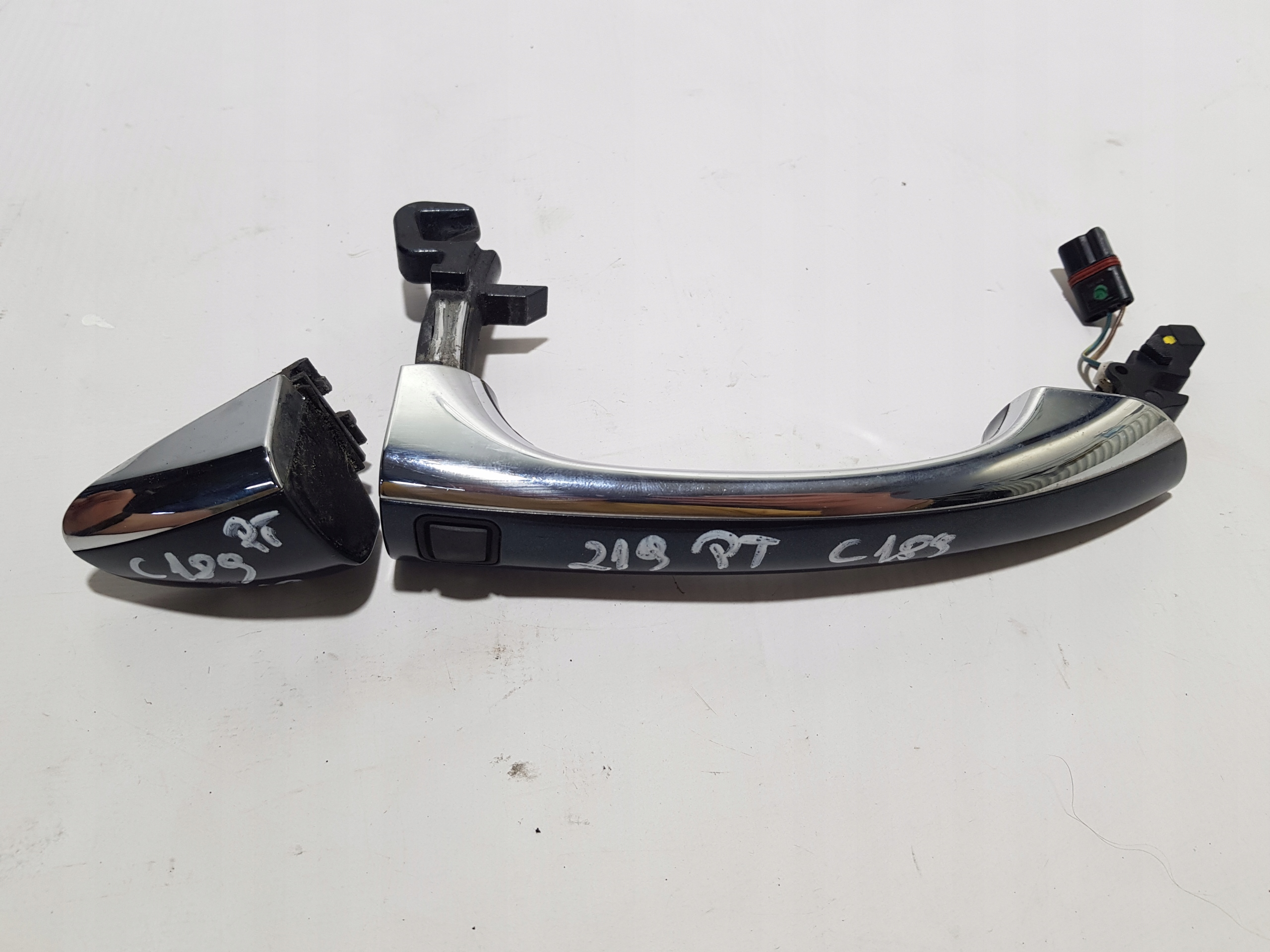 MERCEDES CLS W219 handle KEYLESS GO right rear part front
