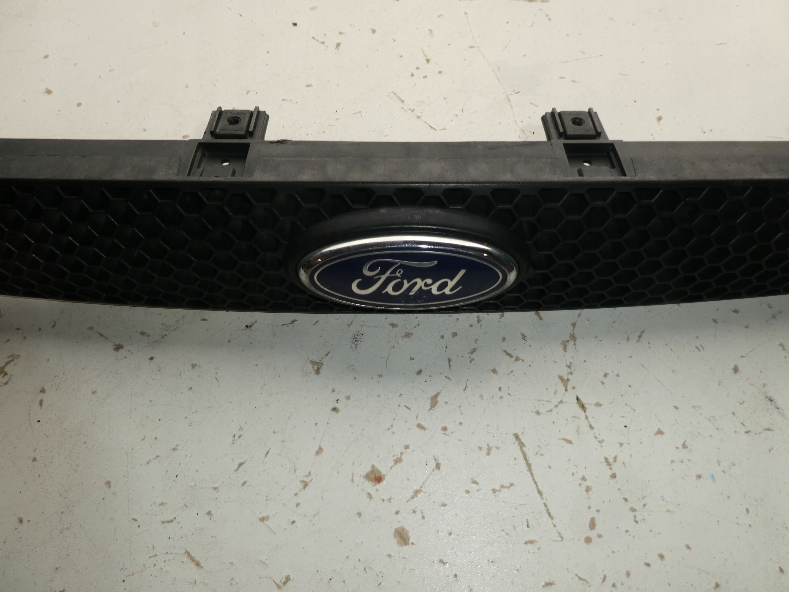 GRILL GRILL FORD ESCORT MK 795AB8200B
