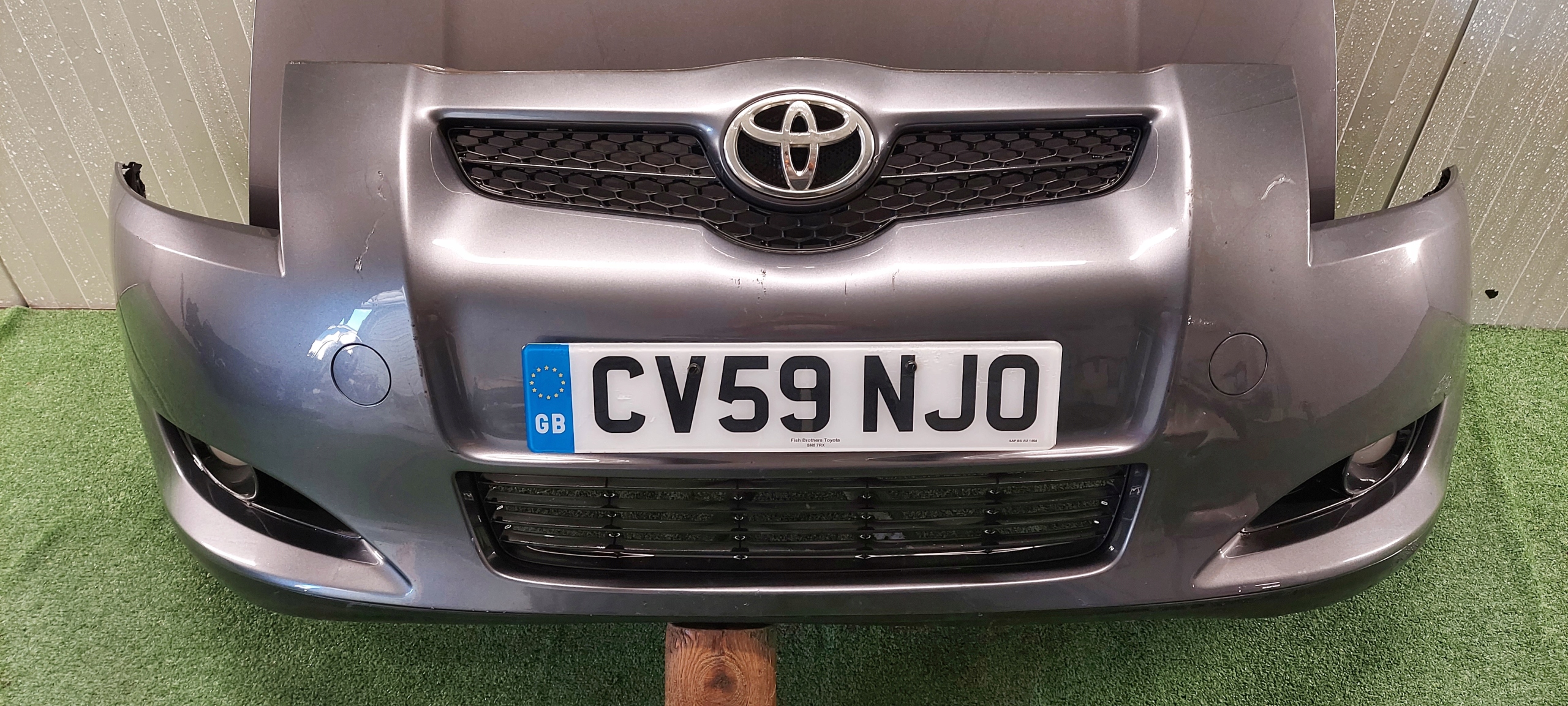 bumper front +supports TOYOTA AURIS 06-10 LAK: 1G3