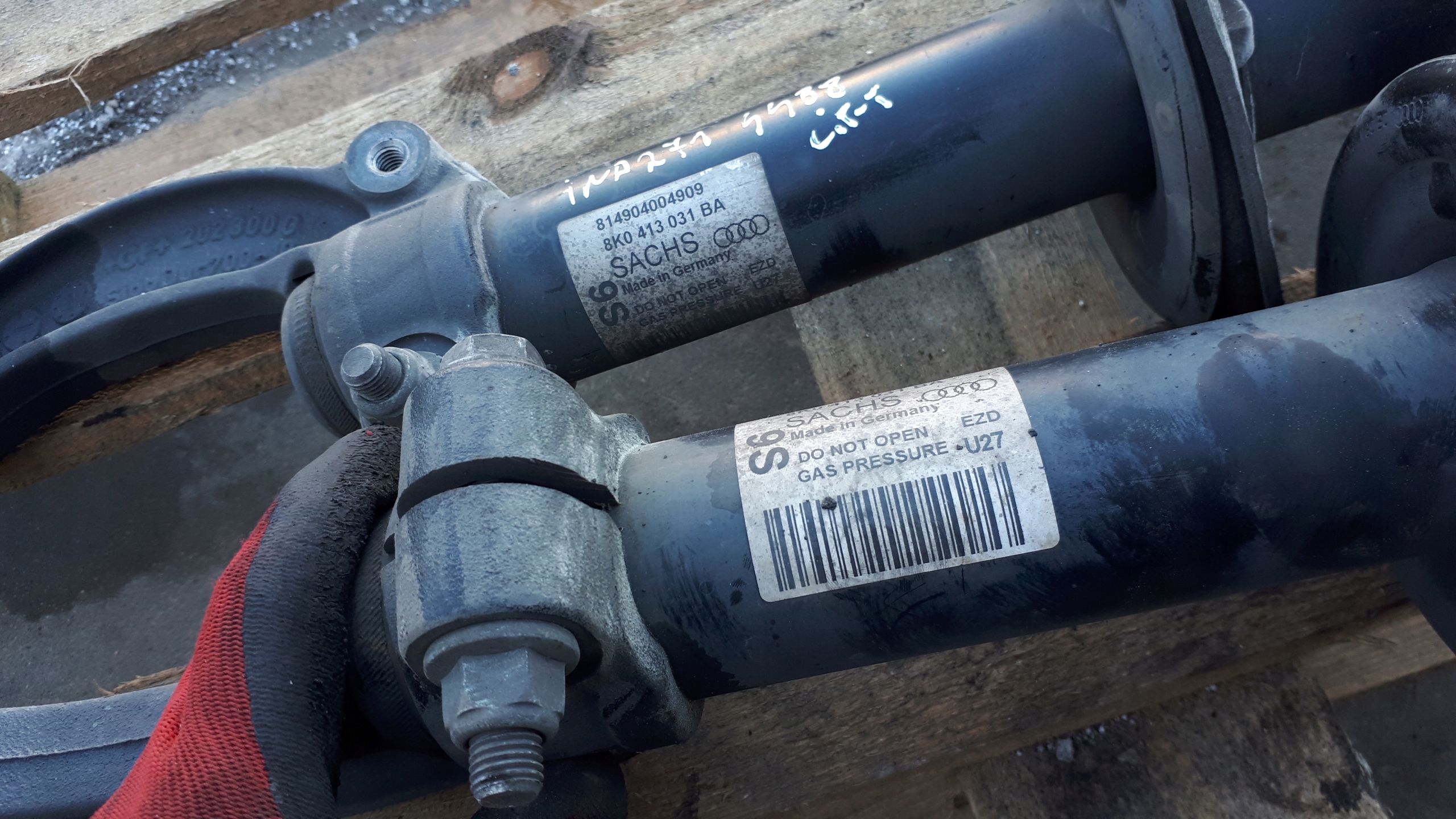 S4 B8 LIFT A4 shock absorber front left right 2X A5 S5 8T KOMPLET