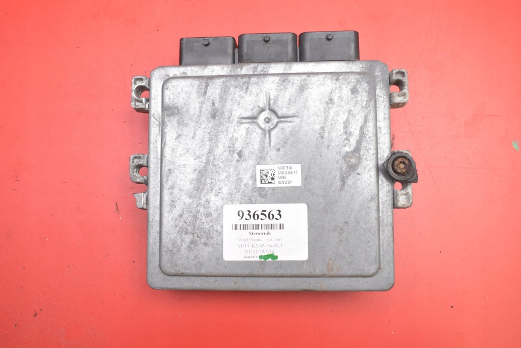 control unit computer of the engine BV61-12A650-AXN FORD FOCUS MK3 1.6 TDCI 95 KM