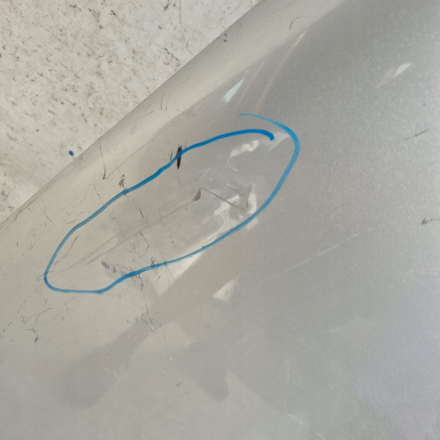 VW TOURAN and 1 03-06 fender front front right