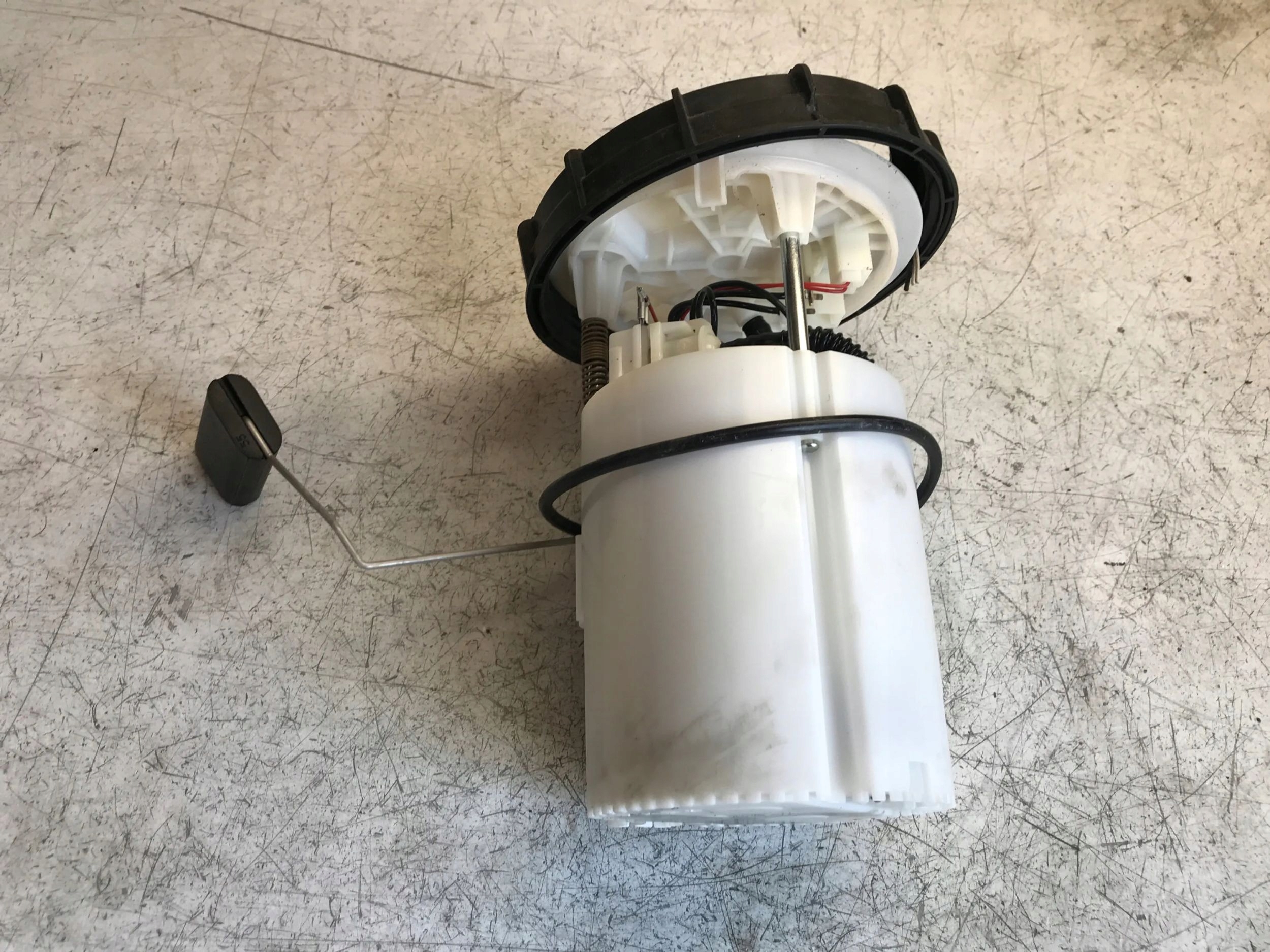feed pump RENAULT TWINGO III 0580200519