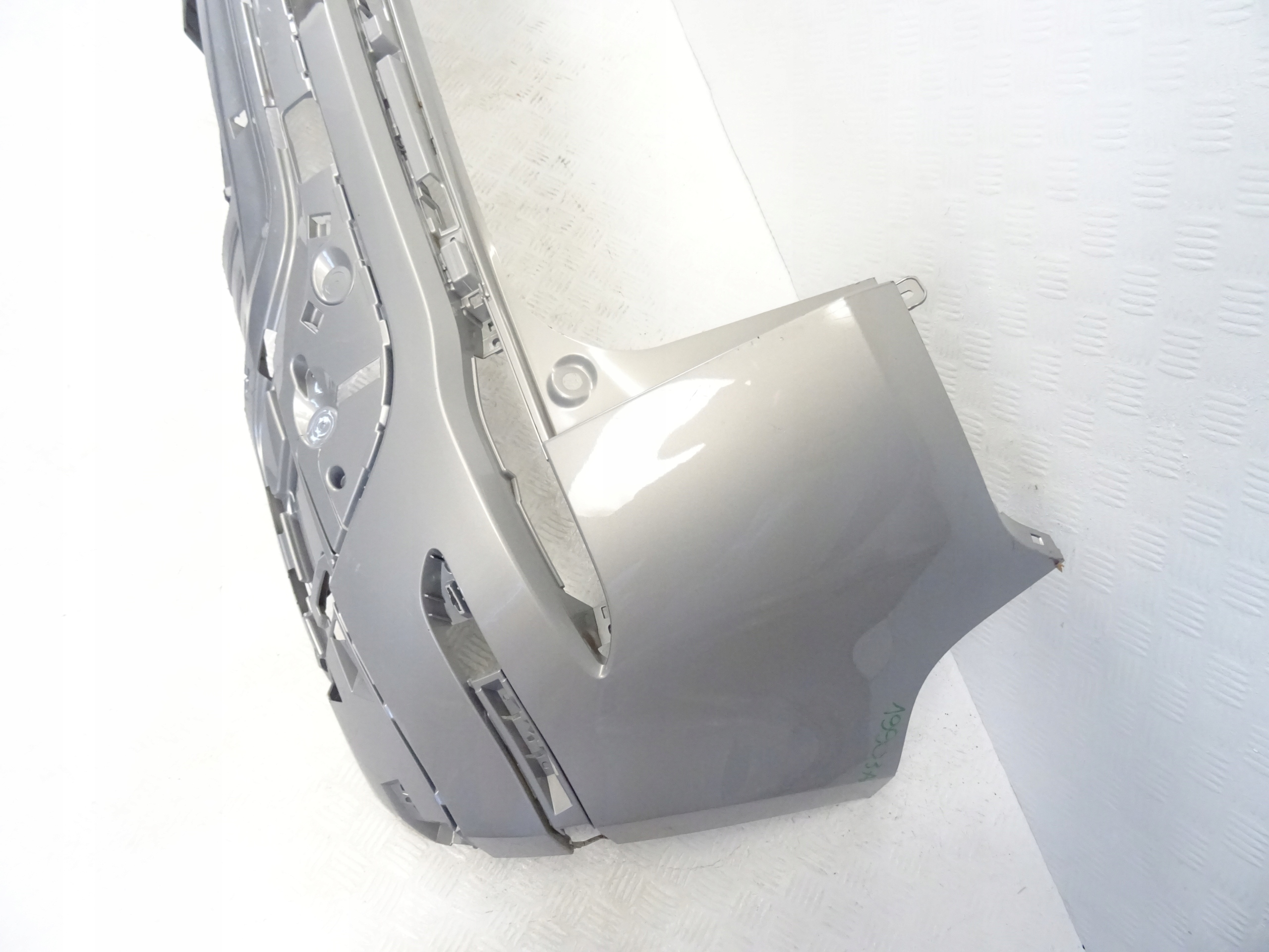 Range Rover Evoque II Dynamic bumper rear part