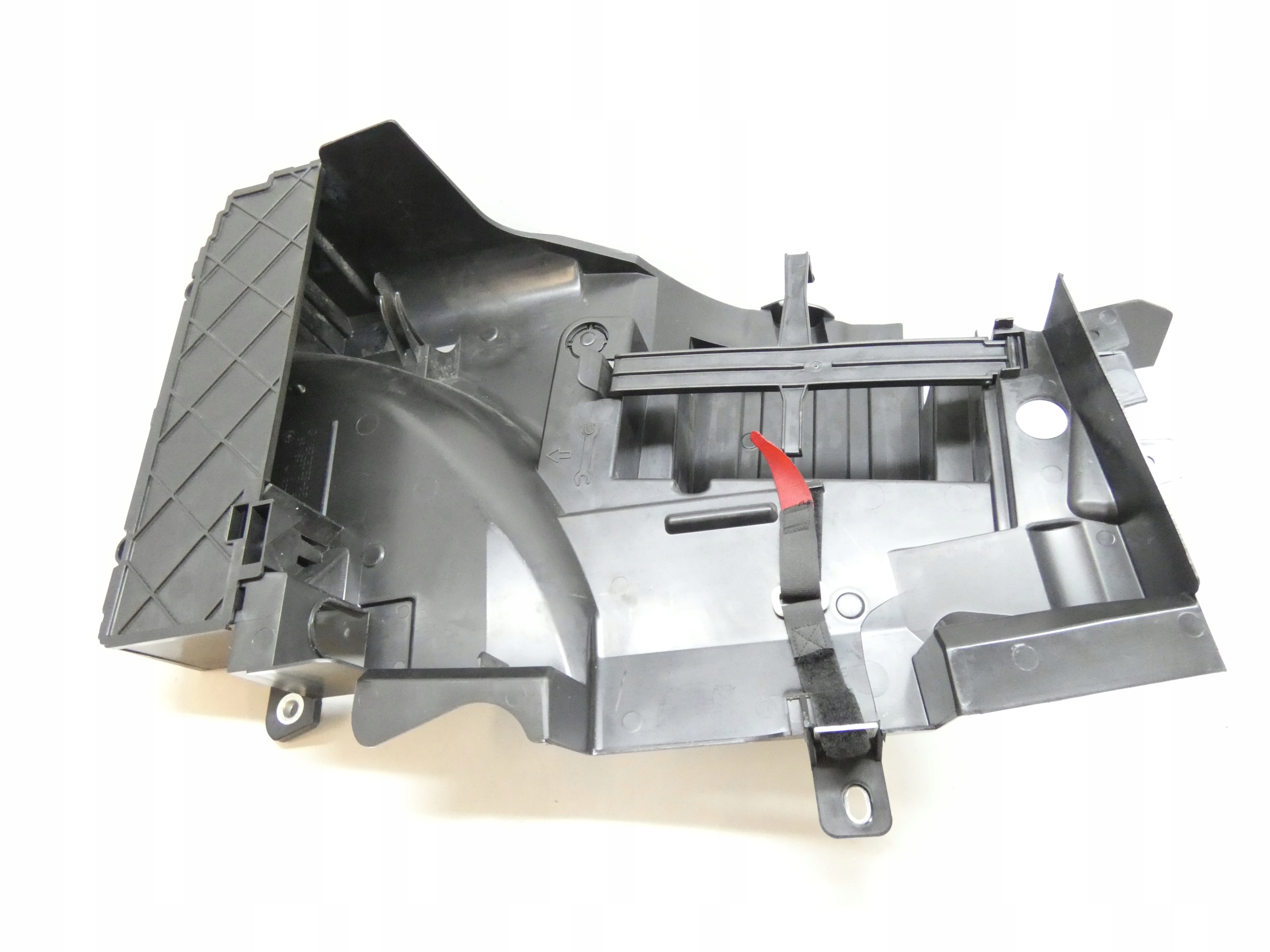 ORGANIZER boot MERCEDES A KLASA W169 04-12 A1698900161