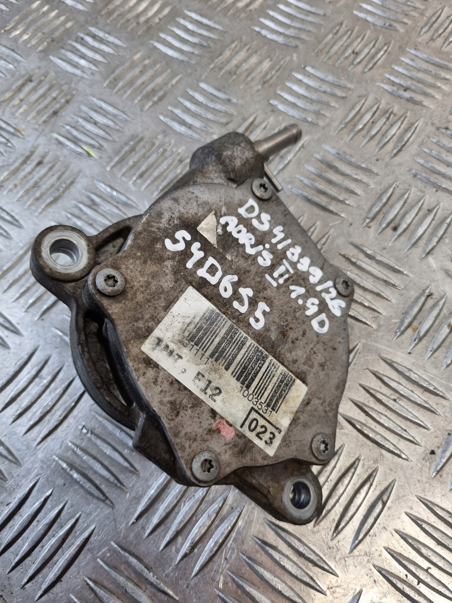Pompa VACUM TOYOTA AURIS II 1.4 D