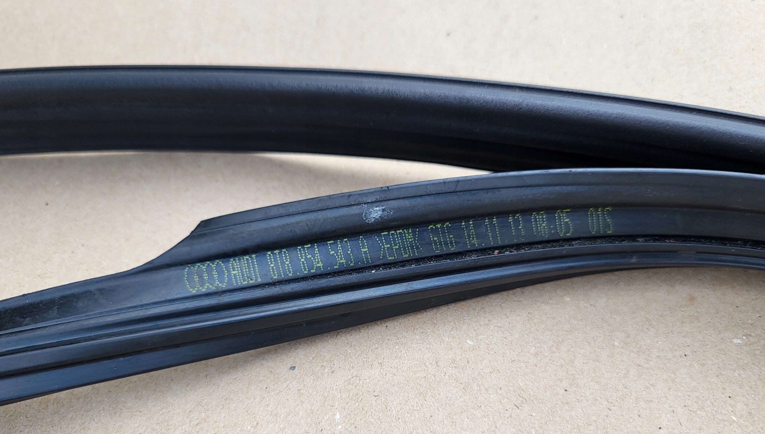 dichtsatz dach links AUDI A5 8T 8T8 SPORTBACK OE