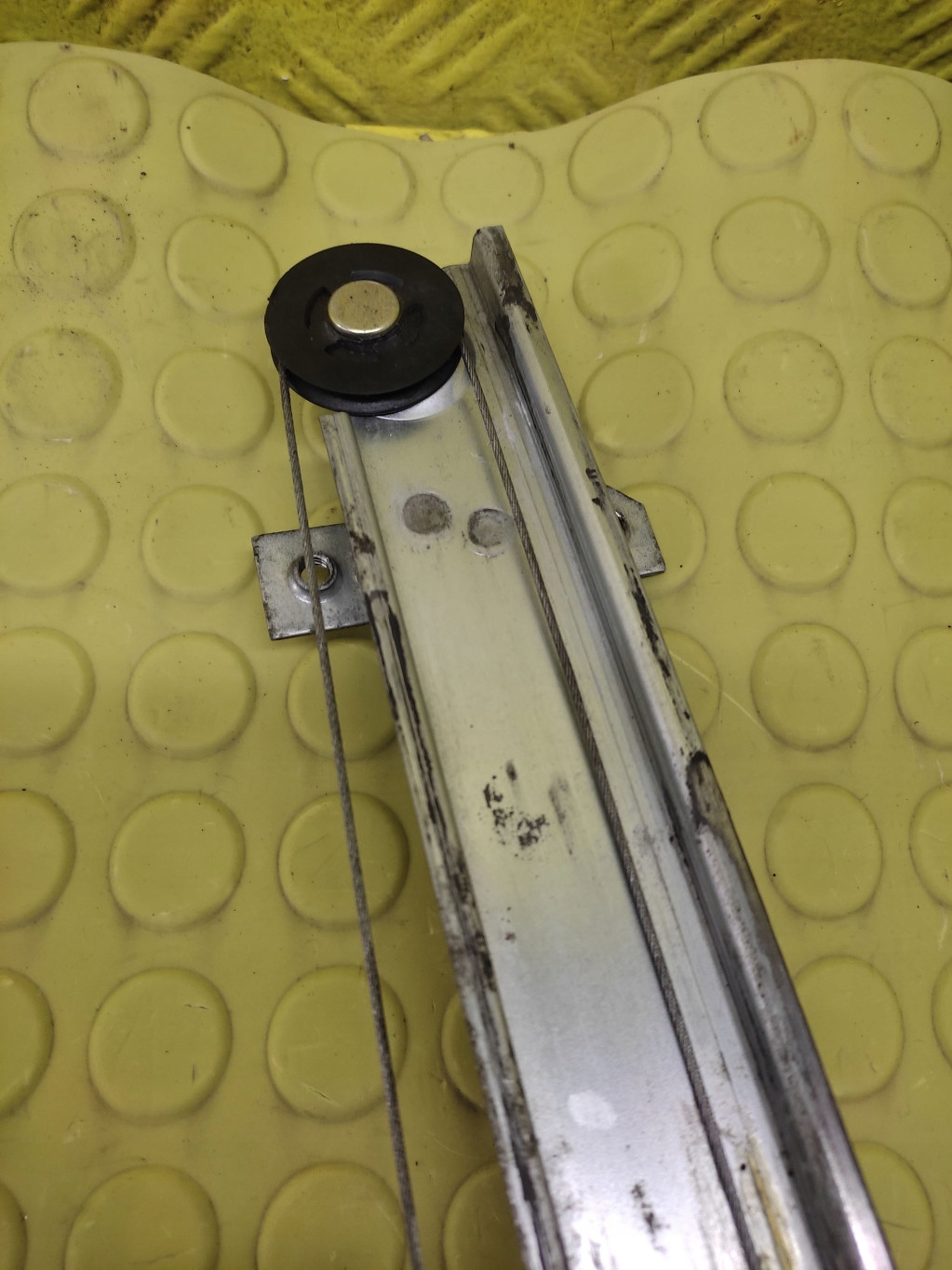 MITSUBISHI PAJERO 3 window regulator left rear part