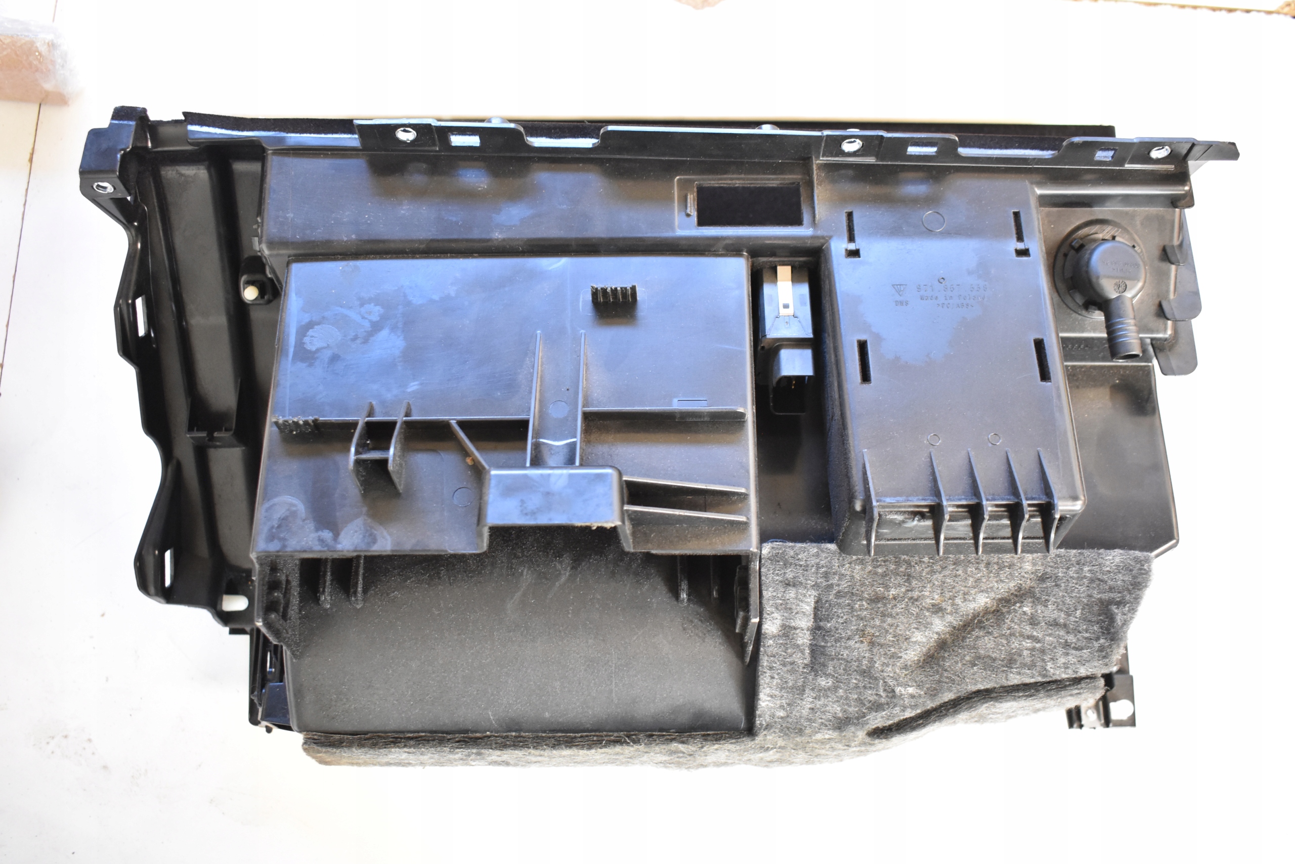 IDEALNY Handschuhfach des Beifahrers PORSCHE PANAMERA 971 1