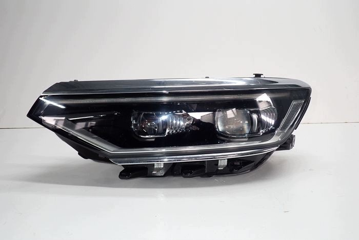 VW PASSAT B8 14-19 FULL LED IQ LIGHT reflektor left light left