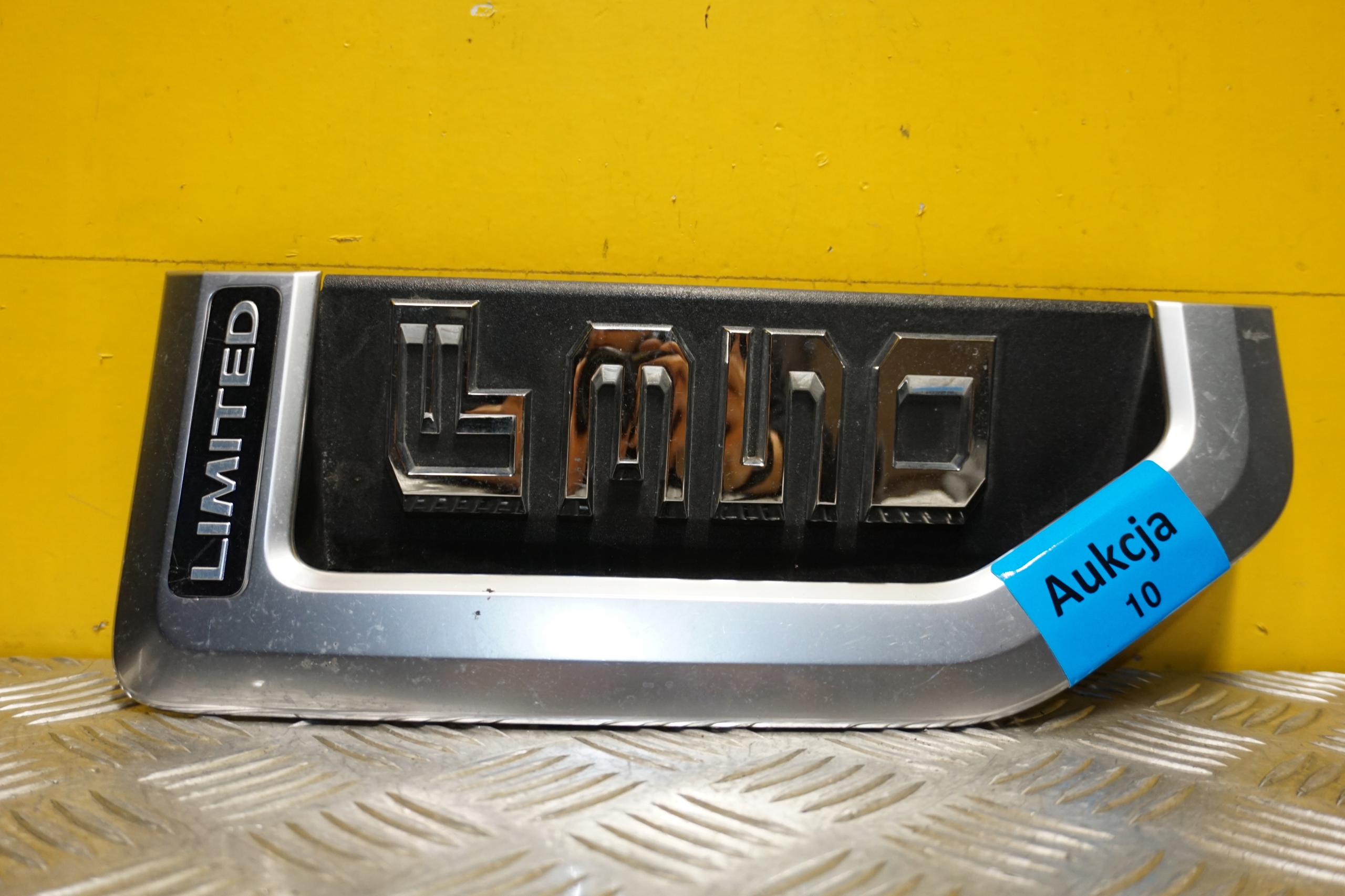 FORD F350 2017-2020 Emblemat Lewy JC3B35000A73