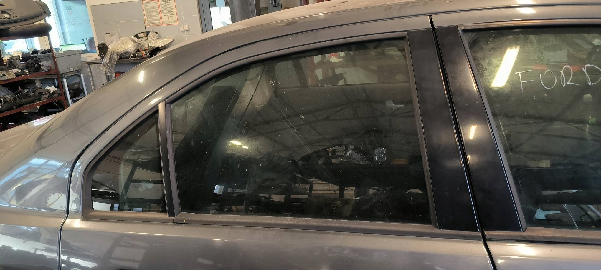 door right rear part FORD MONDEO MK3