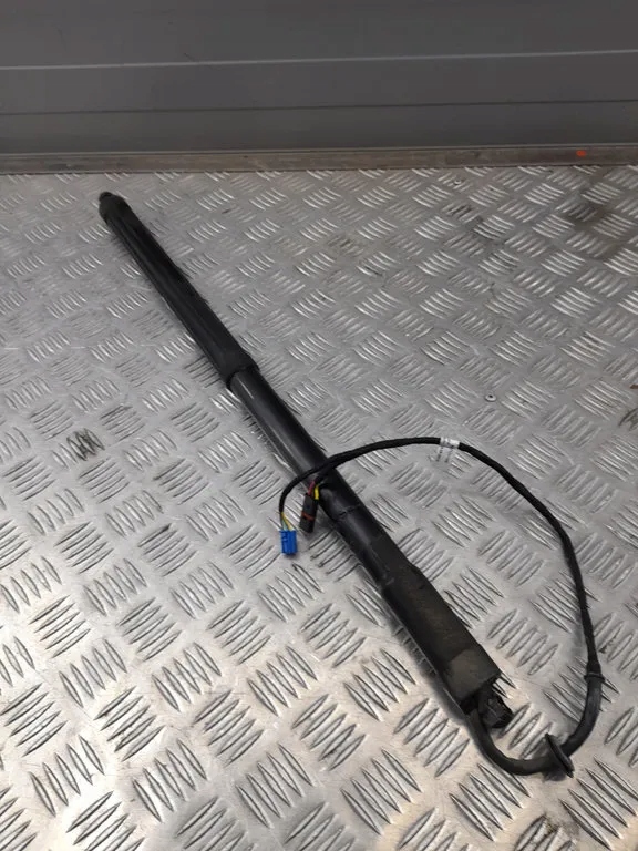 Porsche Panamera (970) 97051257304 ліва прокладка