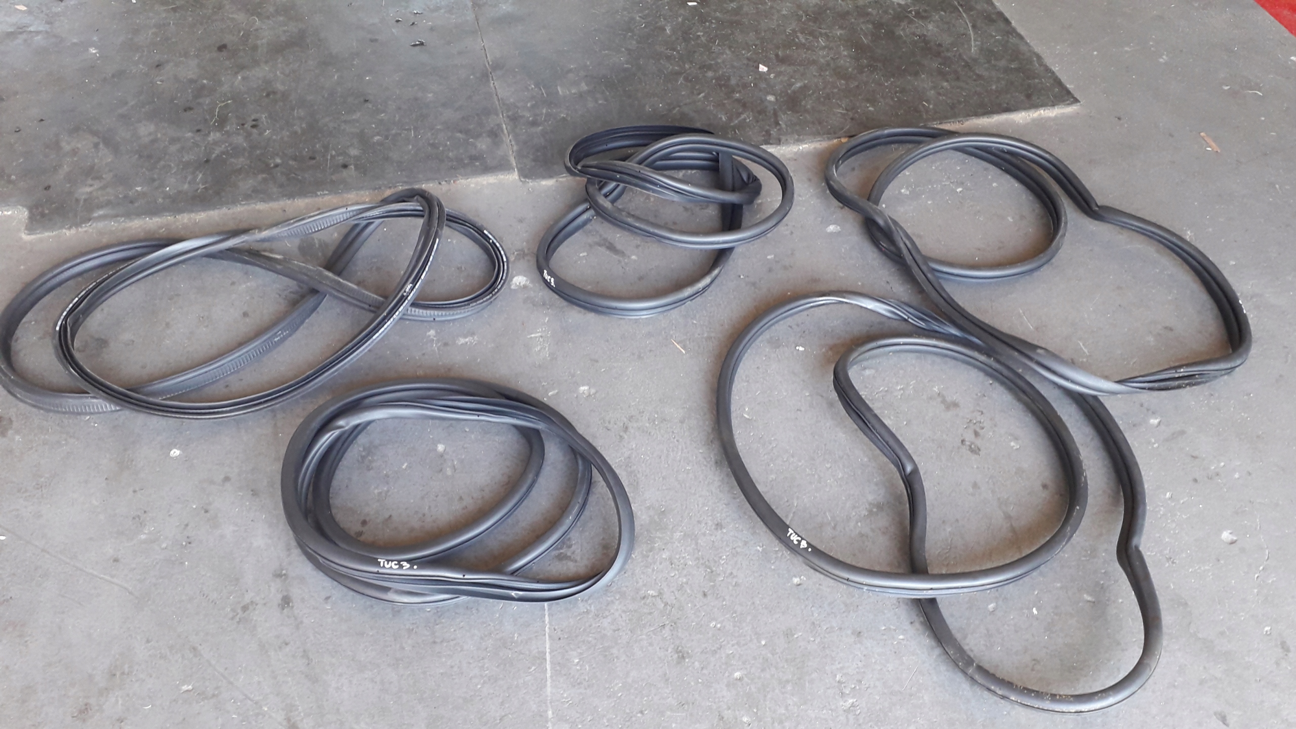 HYUNDAI TUCSON III IV 2020 USZCZELKA KAROSERYJNA