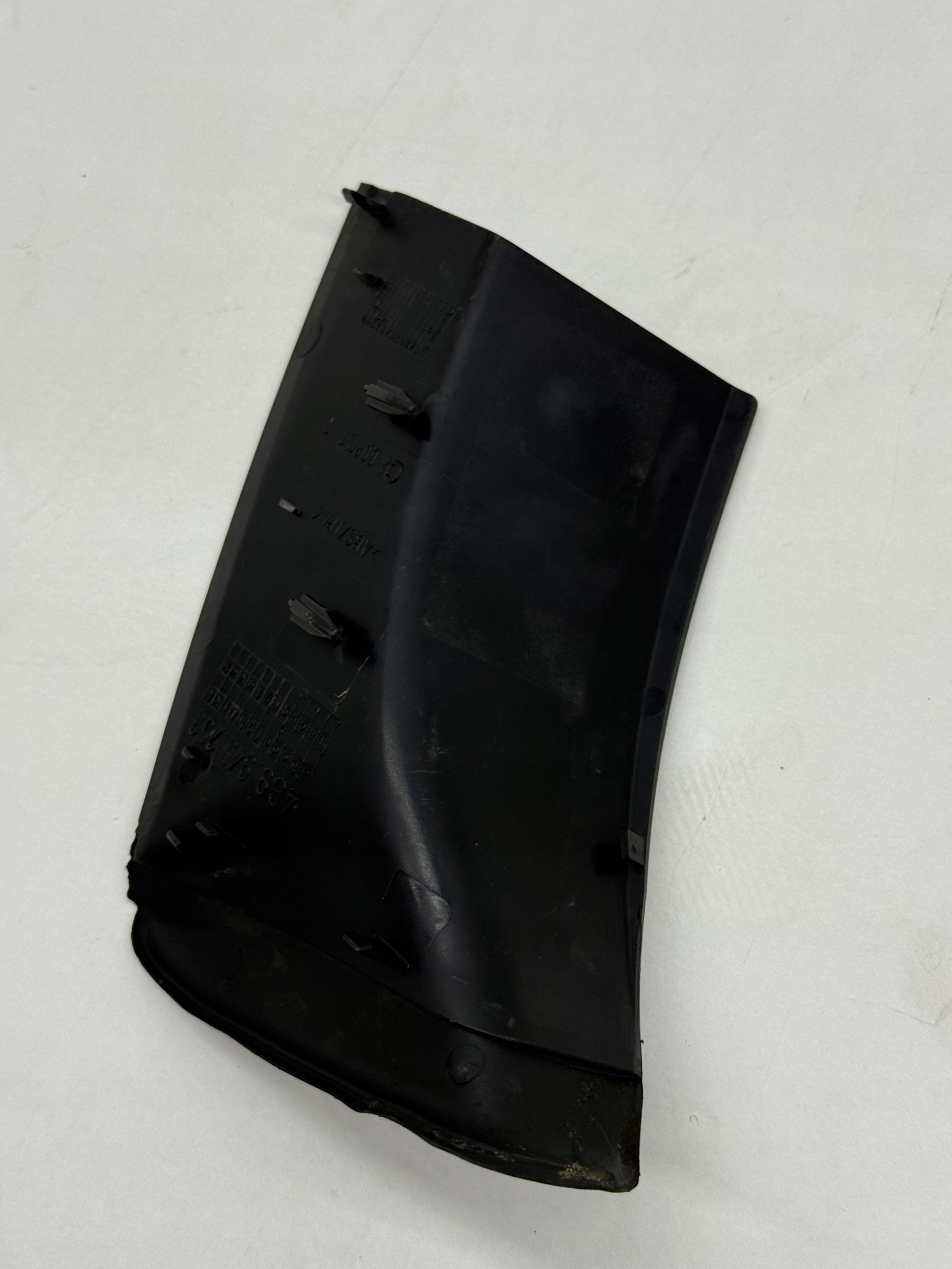 AUDI A6 C7 KOMBI AVANT spoiler cover lights left rear part