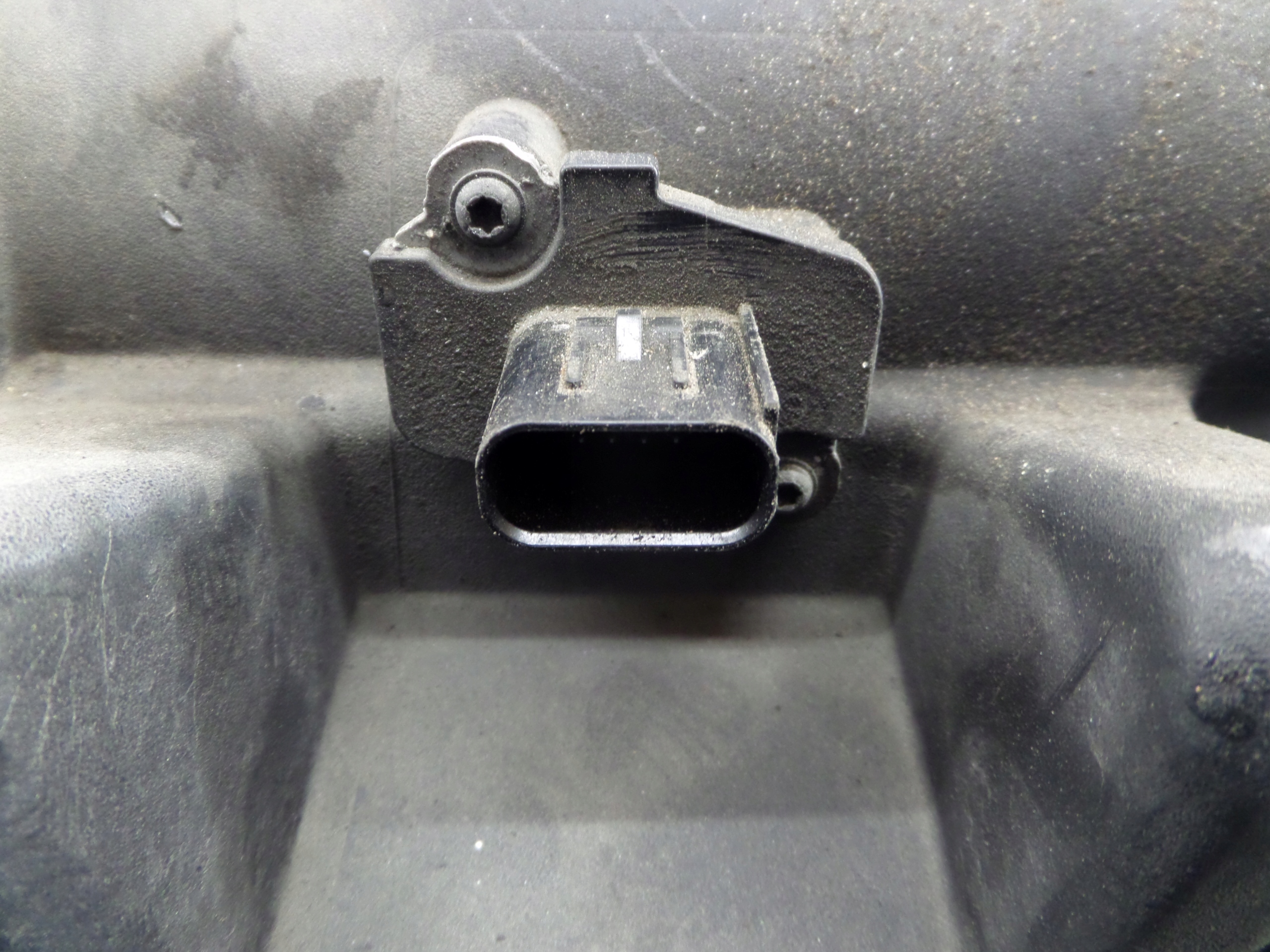 FORD TRANSIT CUSTON 2.2 SCATOLA FILTRO 70366869