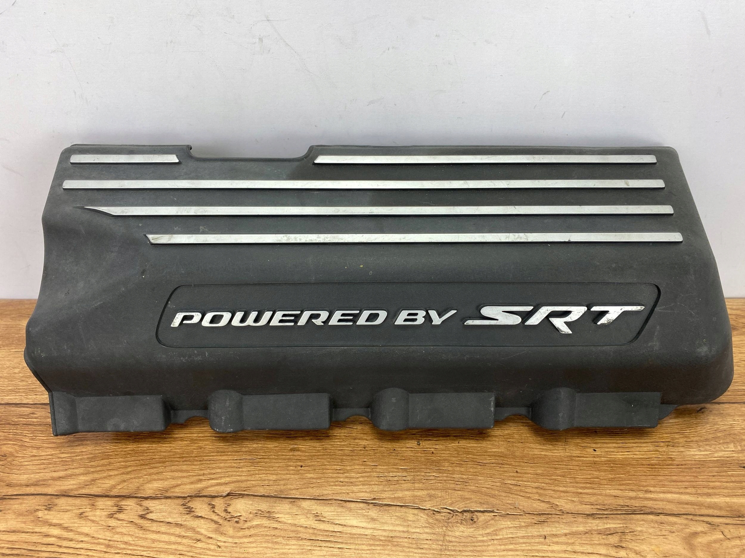 cover engine housing cover right SRT 6.4 Dodge Charger Challenger 2015+