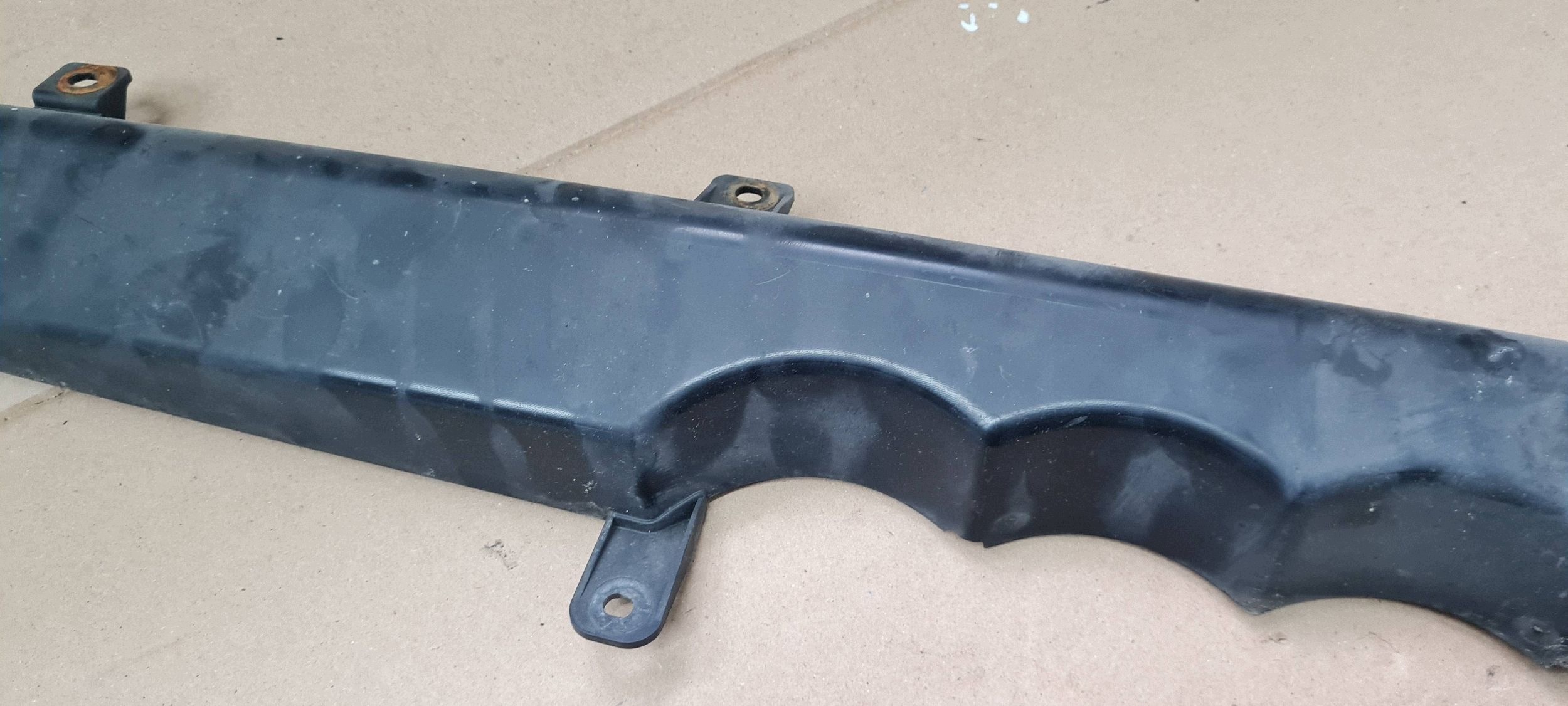 Q5 8R pillar grille GRILLA cap front 8R0853692