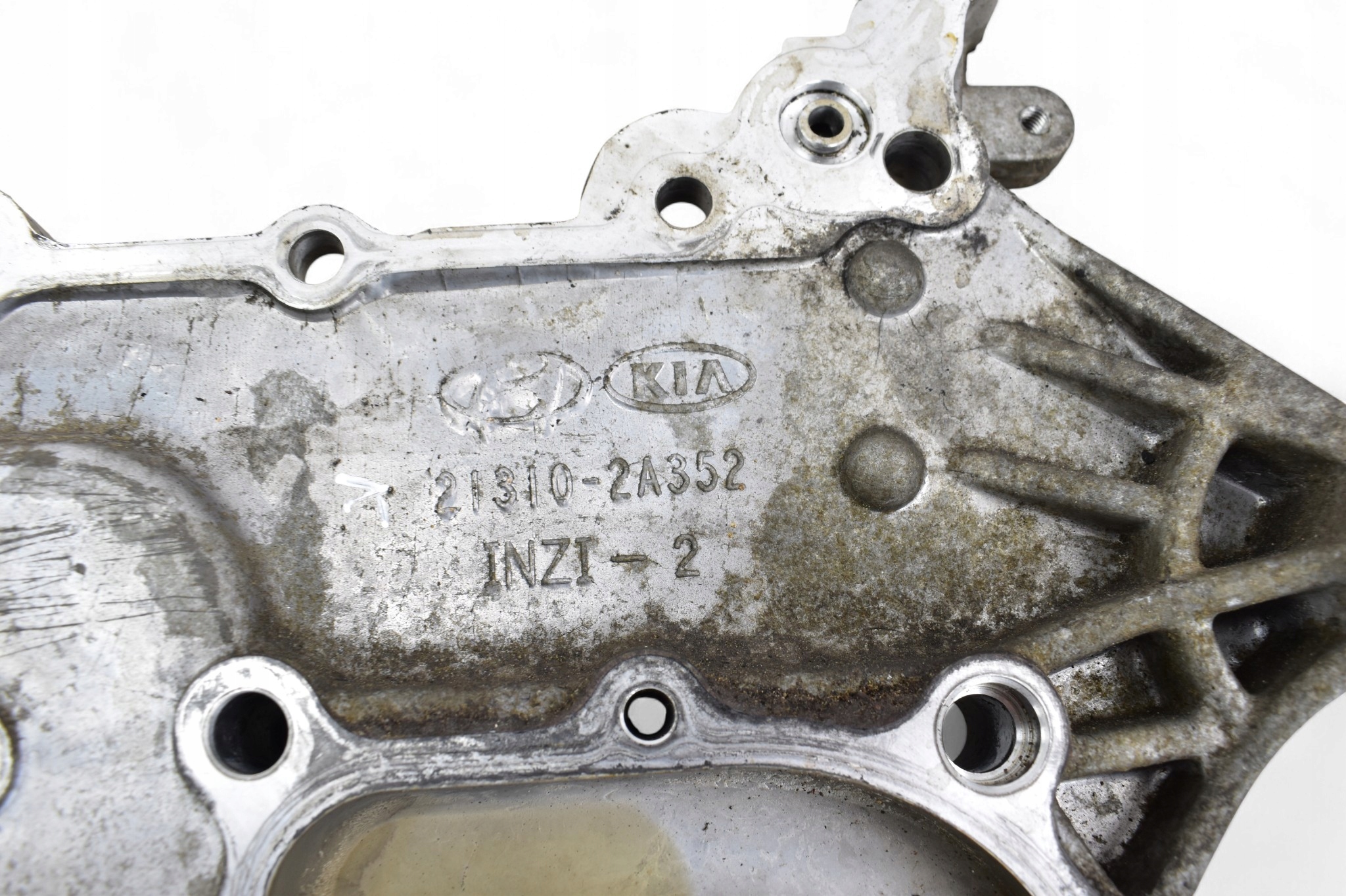 Couvercle carter distribution Hyundai i20 II 1.1 CRDI 75KM D3FA 21310-2A352
