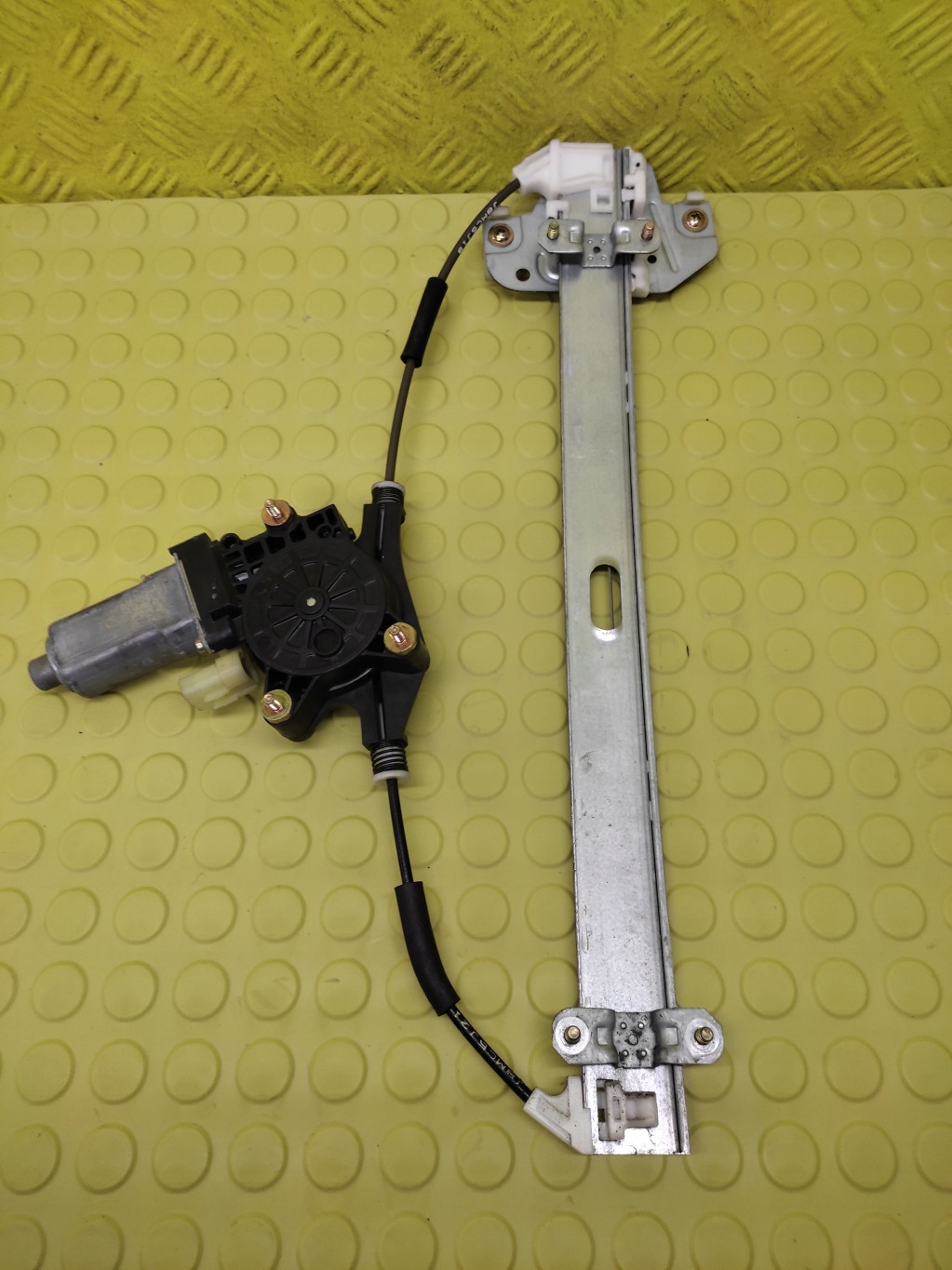 HYUNDAI ACCENT window regulator right rear part